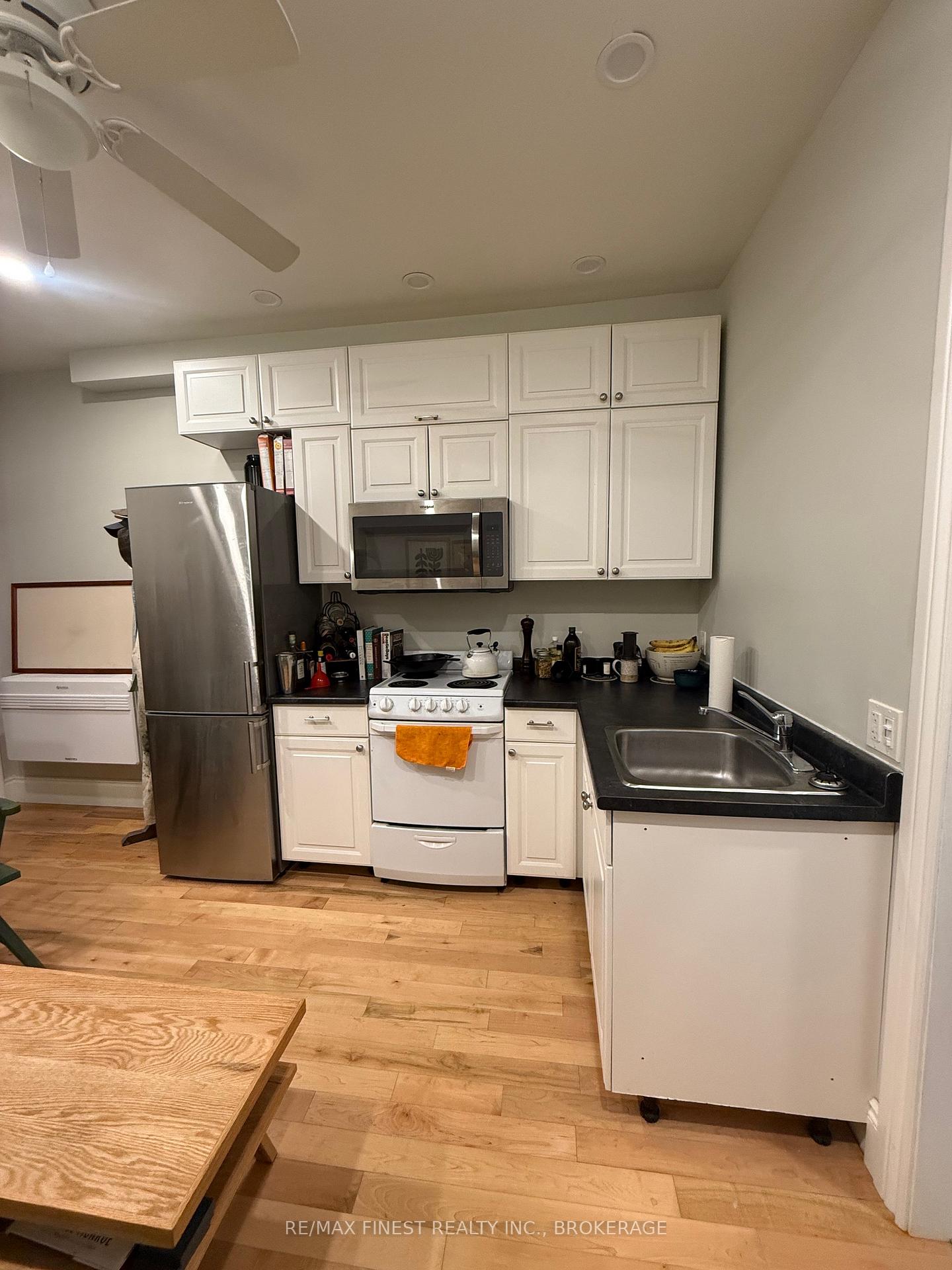 Photo 5 of 398 Alfred Street, Kingston, East of Sir John A. Blvd — HOMEH