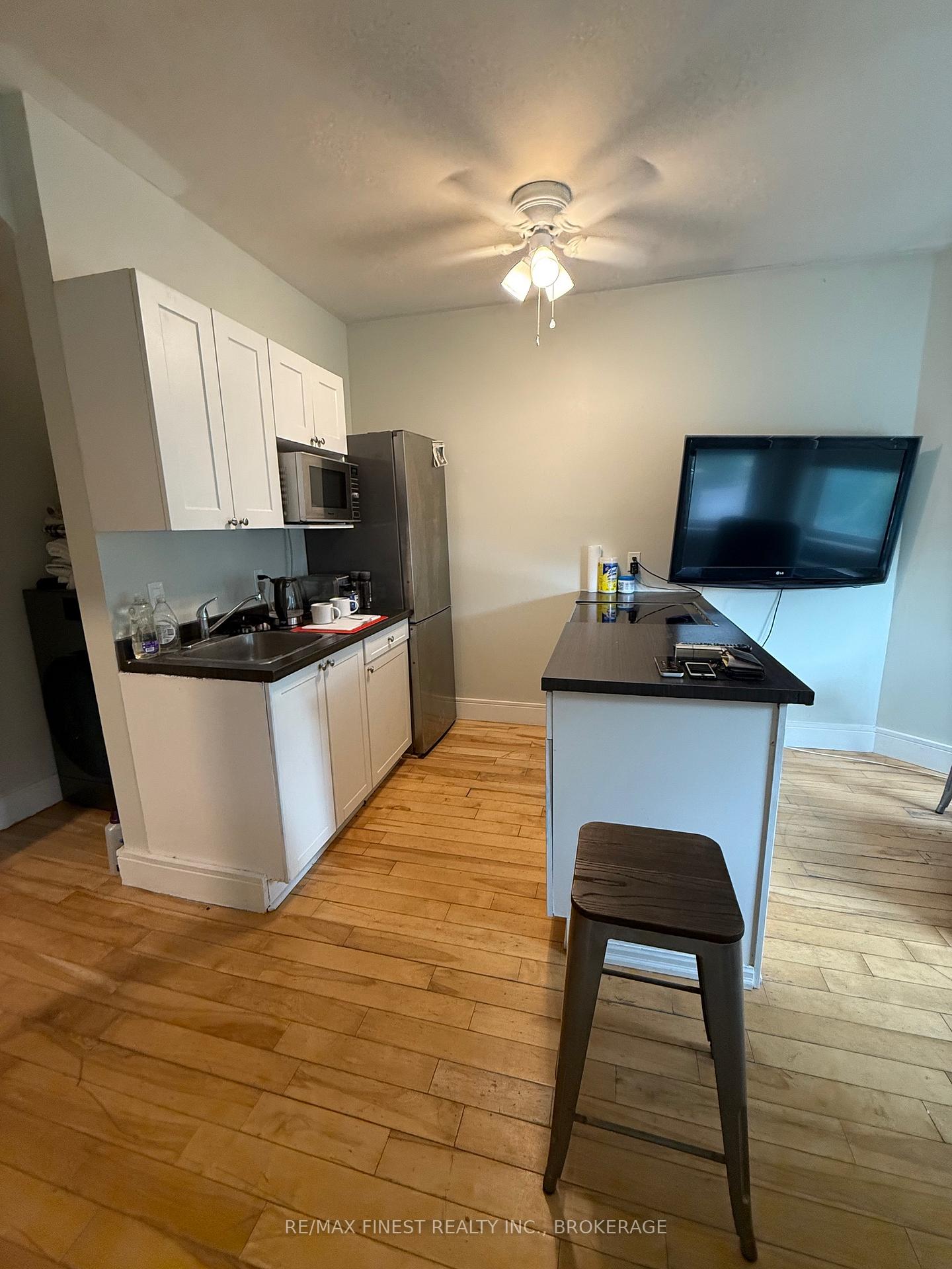 Photo 17 of 398 Alfred Street, Kingston, East of Sir John A. Blvd — HOMEH