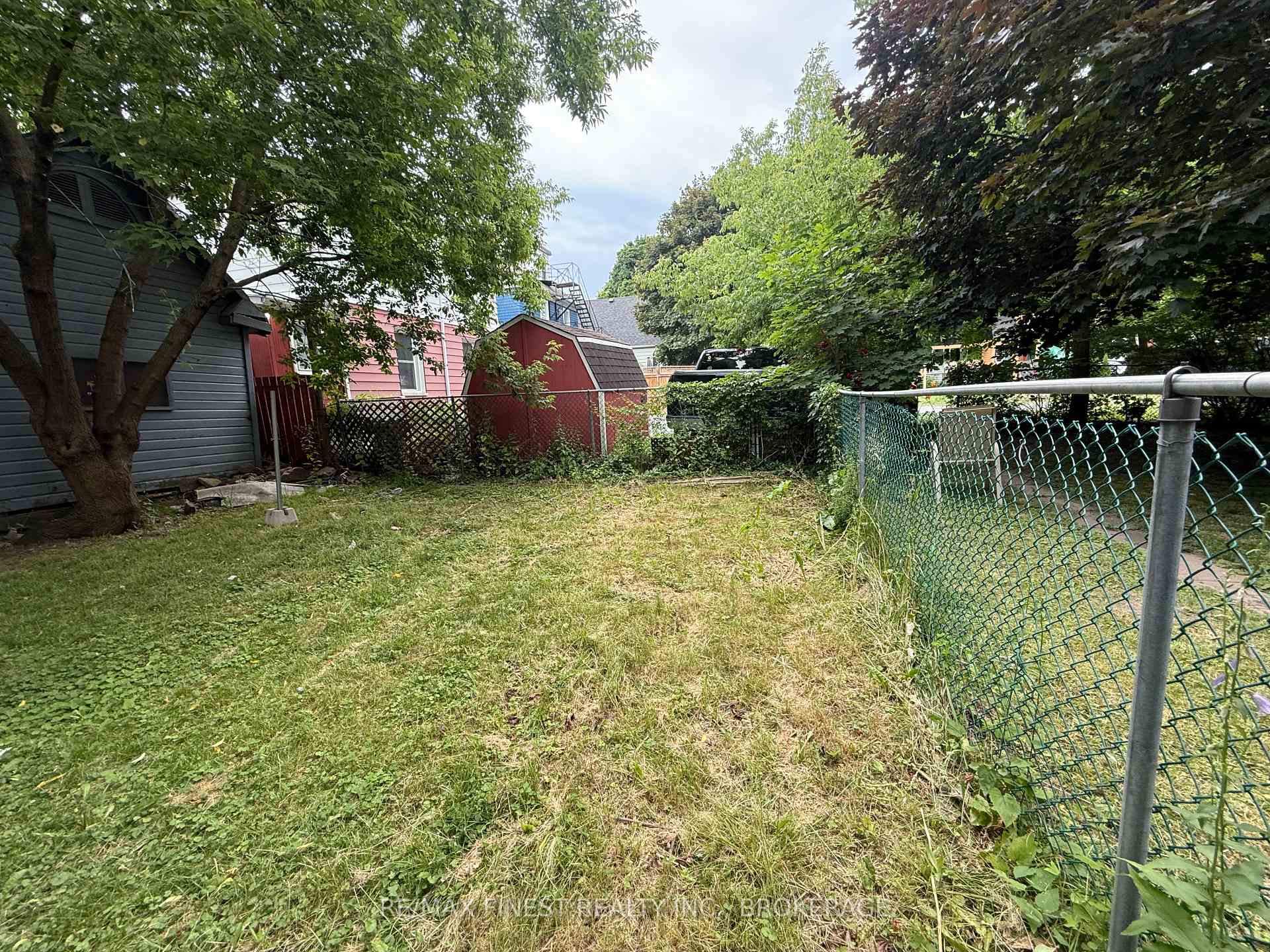 Photo 31 of 398 Alfred Street, Kingston, East of Sir John A. Blvd — HOMEH