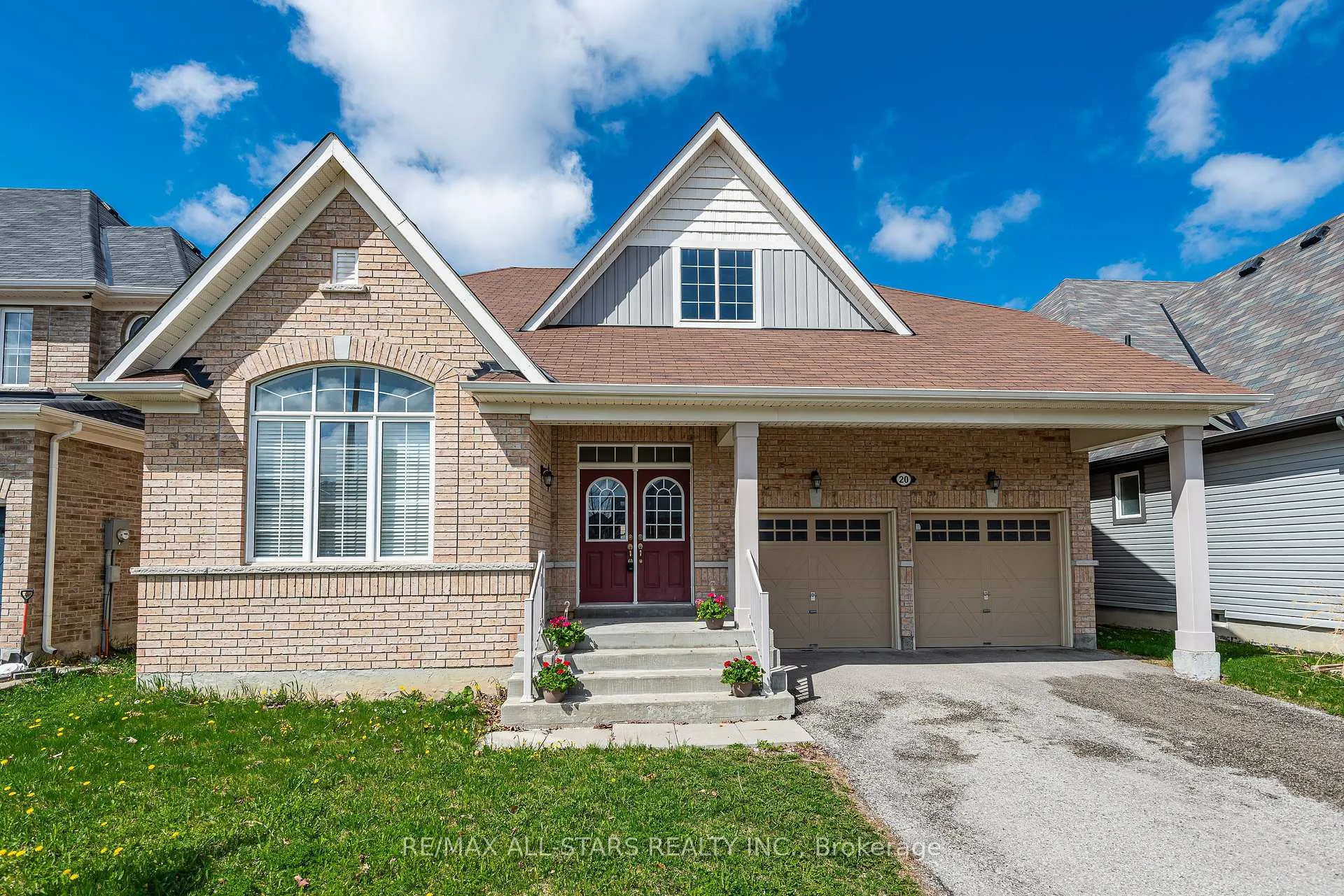 Photo 1 of 20 Beechener Street, Georgina, Sutton & Jackson's Point — HOMEH
