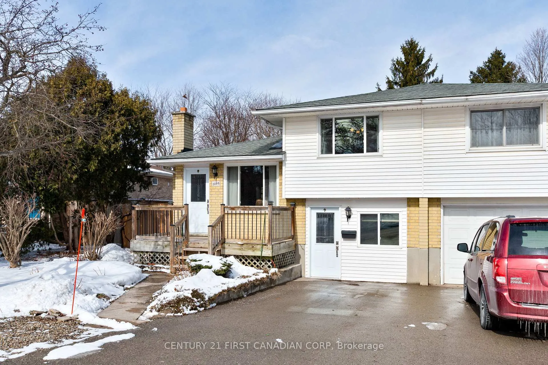 Front of 1099 Byron Baseline Road