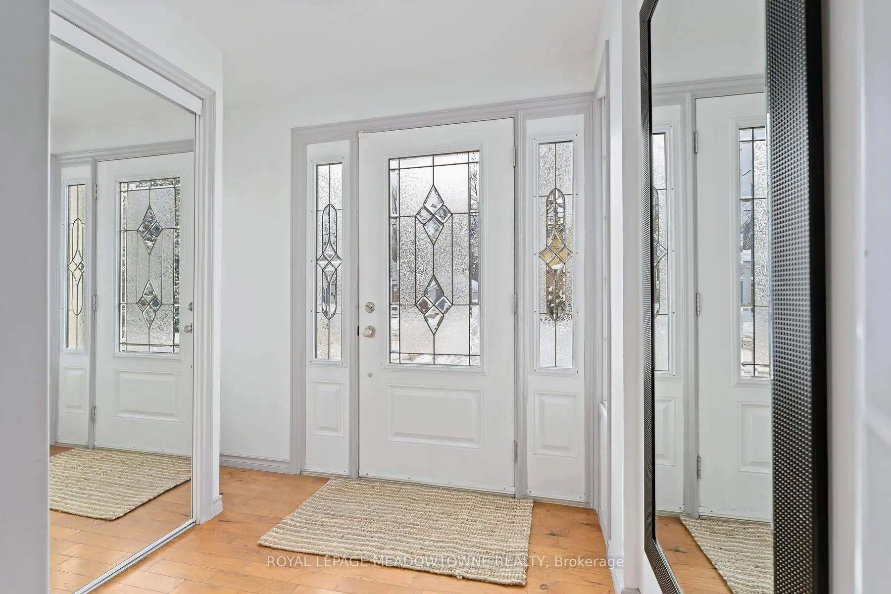 Photo 5 of 19 Union Street, Halton Hills, Georgetown — HOMEH