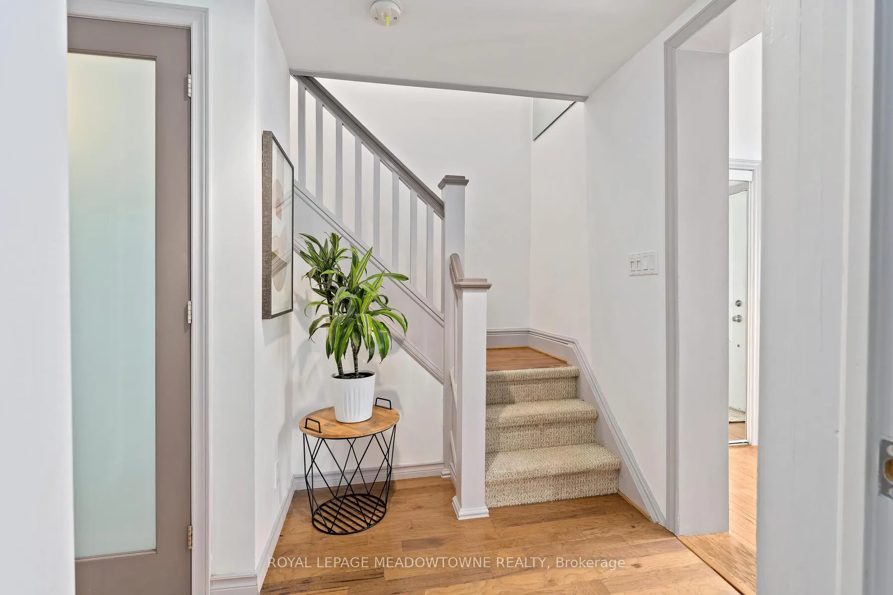 Photo 17 of 19 Union Street, Halton Hills, Georgetown — HOMEH