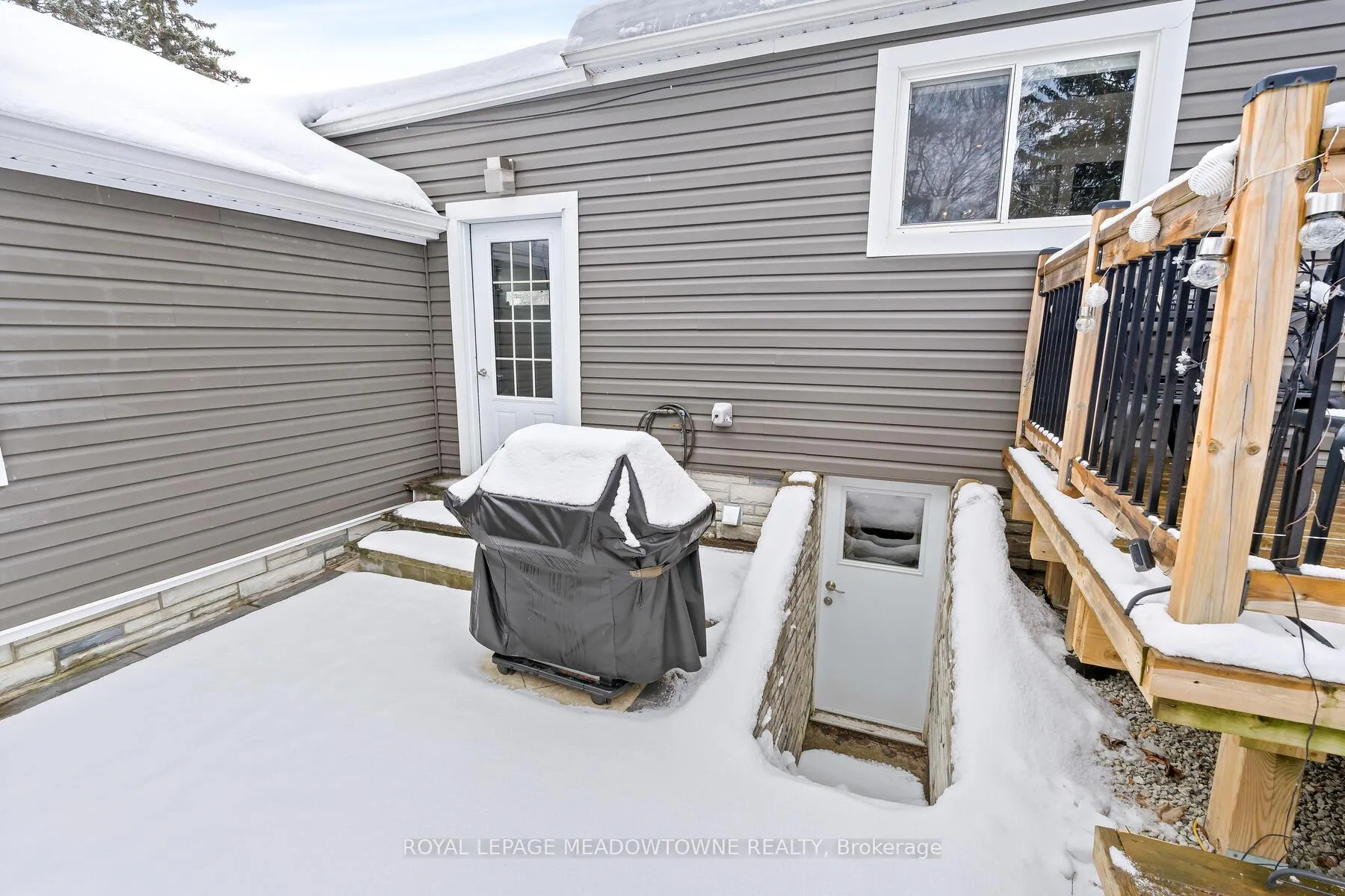 Photo 32 of 19 Union Street, Halton Hills, Georgetown — HOMEH