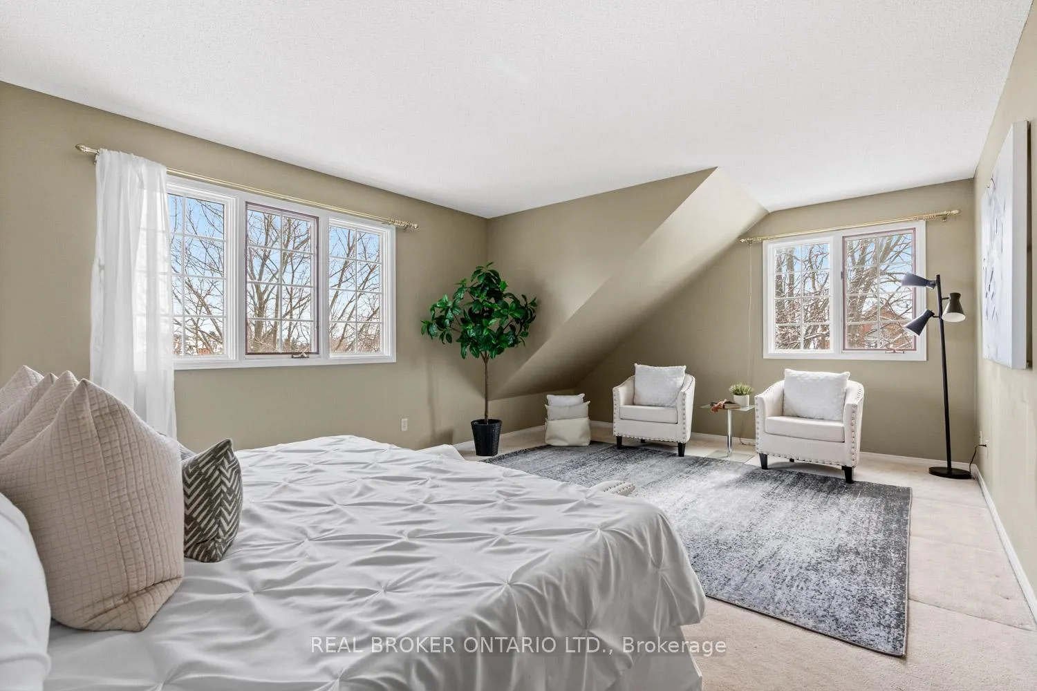 Photo 19 of 1501 Silver Spruce Drive, Pickering, Liverpool — HOMEH