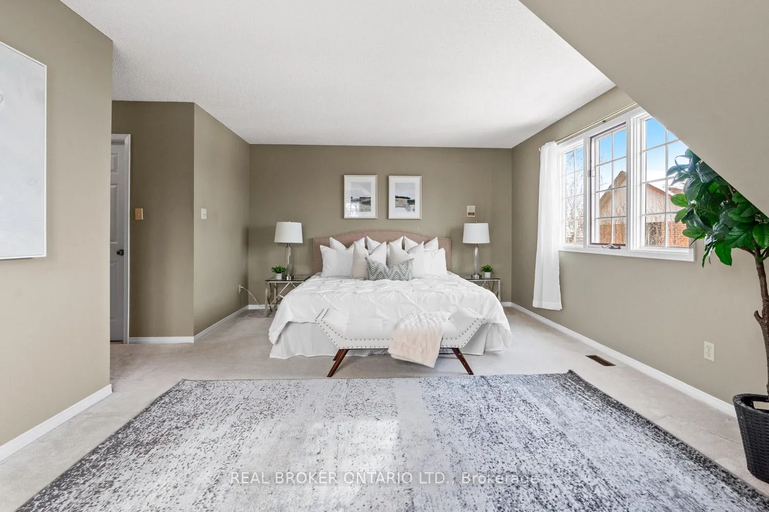 Photo 22 of 1501 Silver Spruce Drive, Pickering, Liverpool — HOMEH