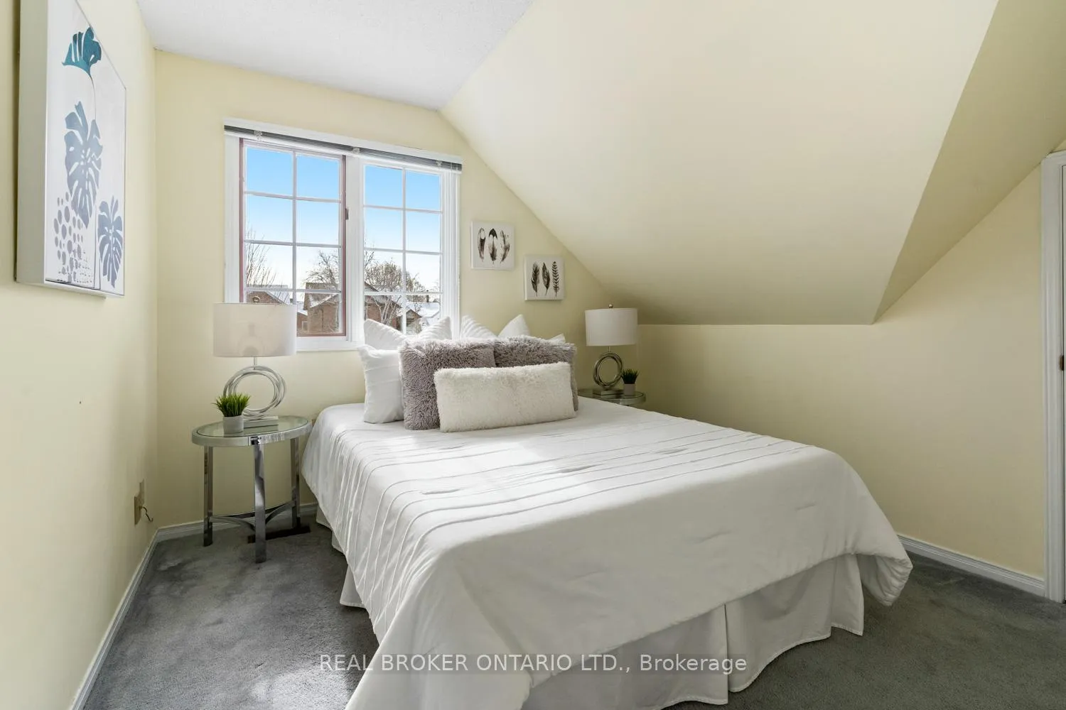 Photo 28 of 1501 Silver Spruce Drive, Pickering, Liverpool — HOMEH