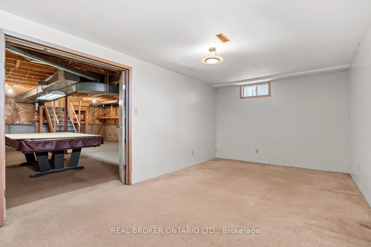 Photo 32 of 1501 Silver Spruce Drive, Pickering, Liverpool — HOMEH