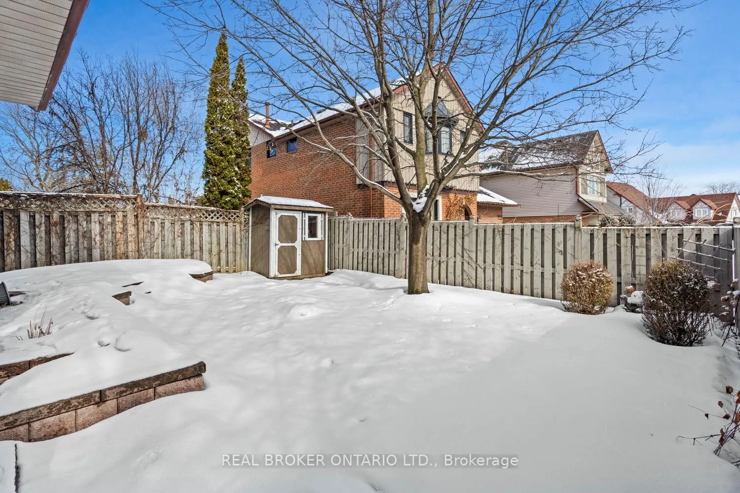 Photo 37 of 1501 Silver Spruce Drive, Pickering, Liverpool — HOMEH