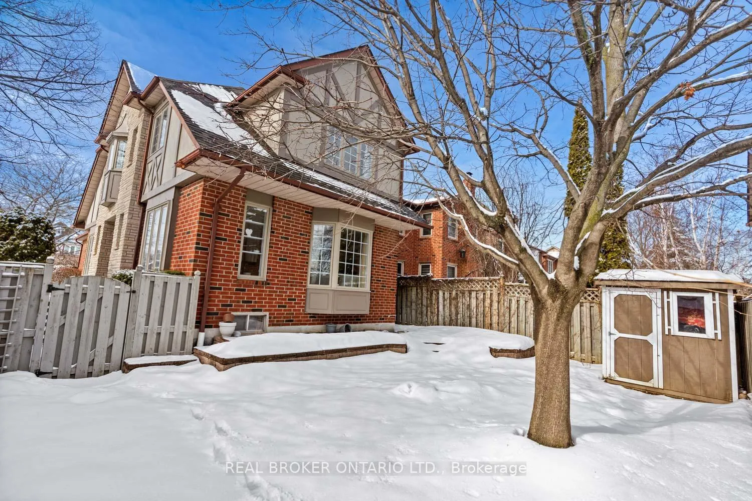 Photo 38 of 1501 Silver Spruce Drive, Pickering, Liverpool — HOMEH