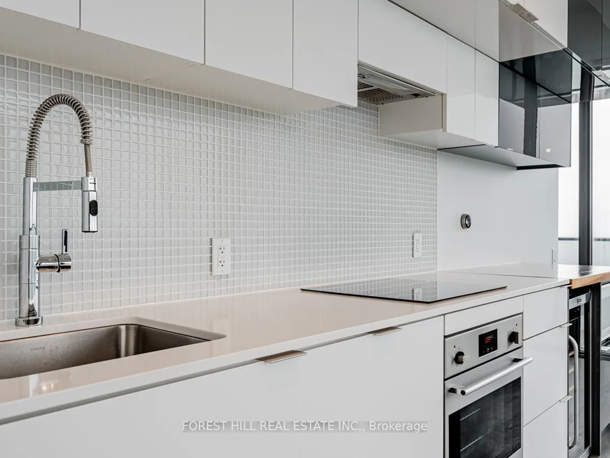 Photo 15 of Unit 3409, 185 Roehampton Avenue, Toronto, Mount Pleasant West — HOMEH