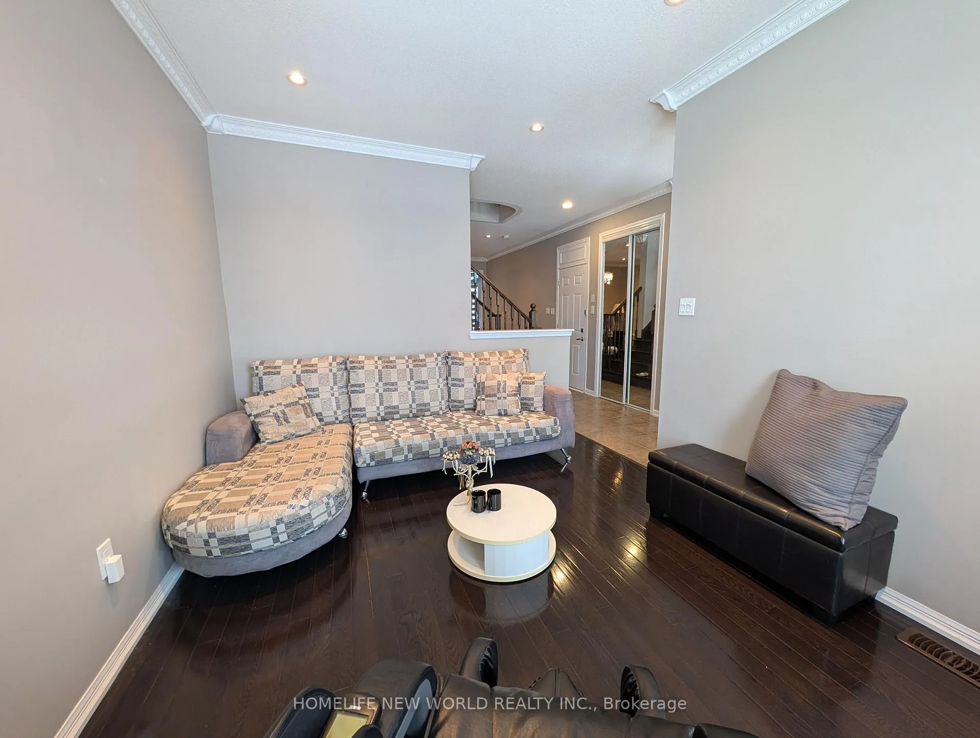 Photo 4 of 105 James Parrott Avenue, Markham, Wismer — HOMEH