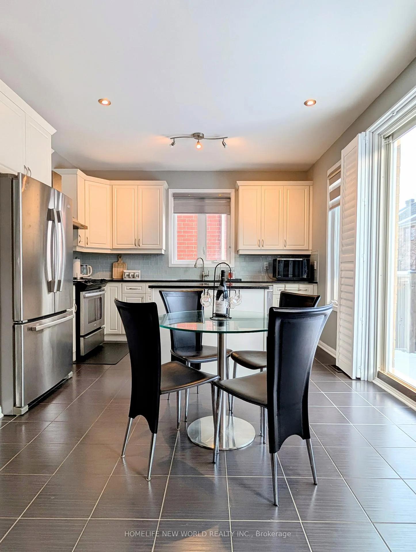 Photo 6 of 105 James Parrott Avenue, Markham, Wismer — HOMEH