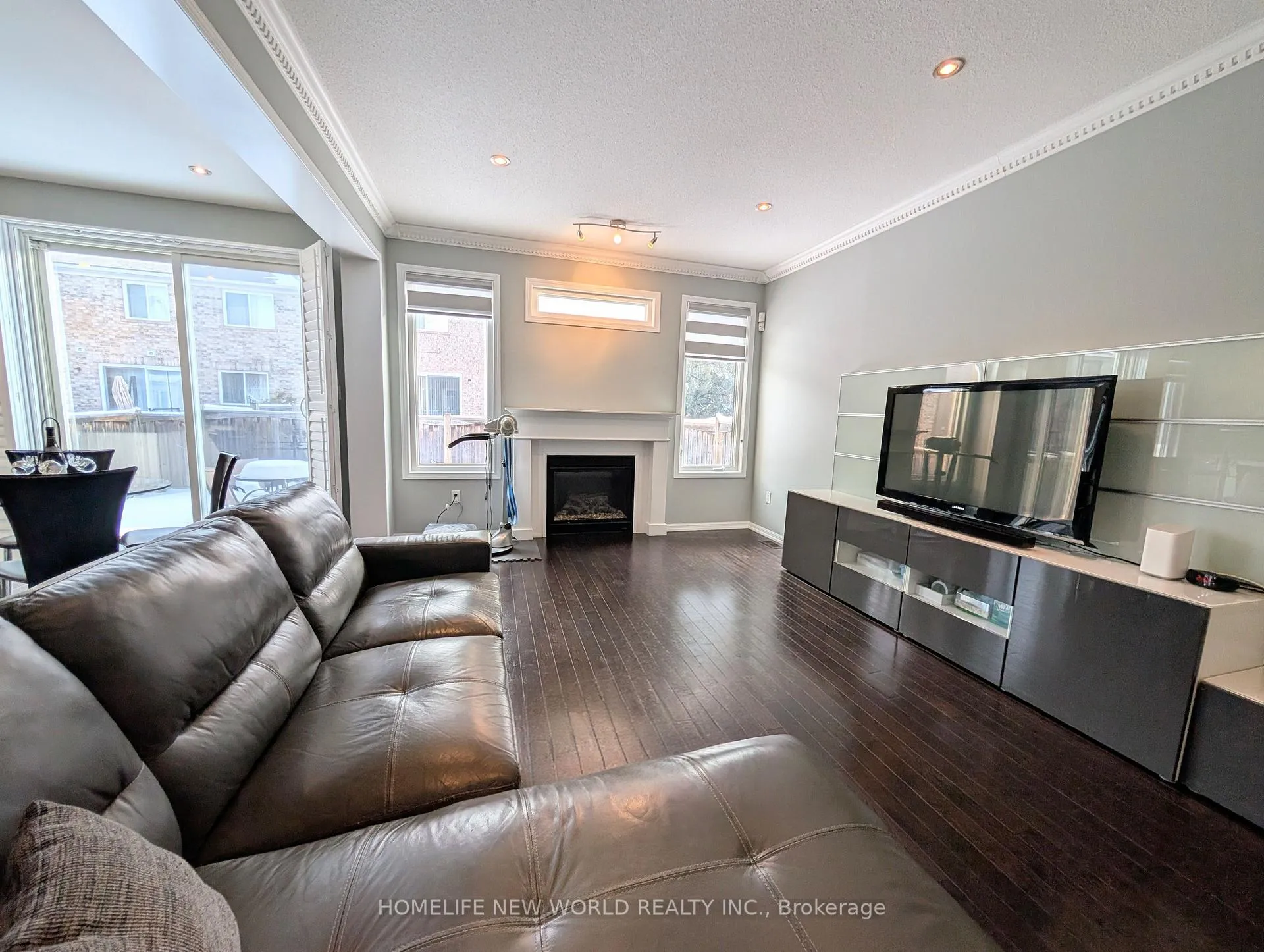 Photo 7 of 105 James Parrott Avenue, Markham, Wismer — HOMEH