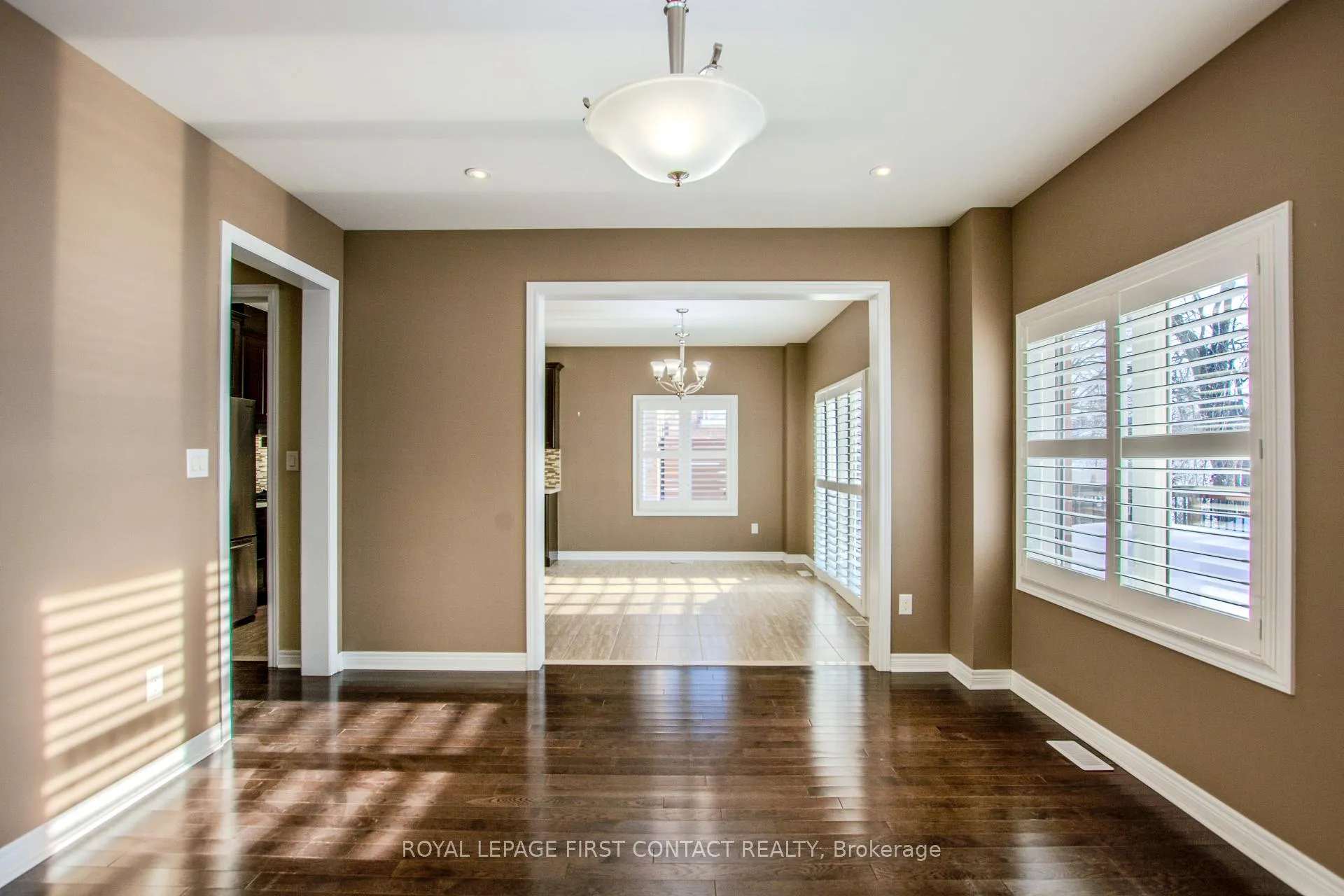 Photo 21 of 30 Forsyth Crescent, Barrie, West Bayfield — HOMEH