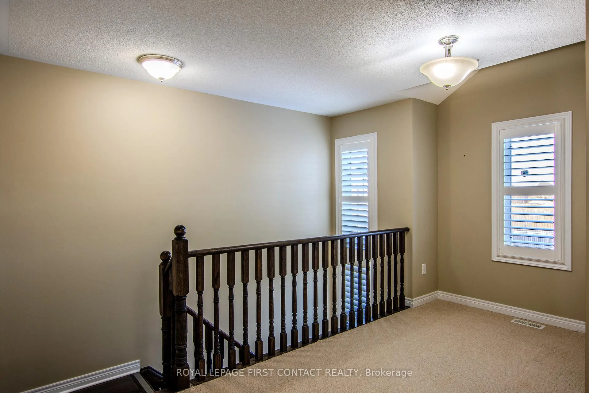 Photo 24 of 30 Forsyth Crescent, Barrie, West Bayfield — HOMEH