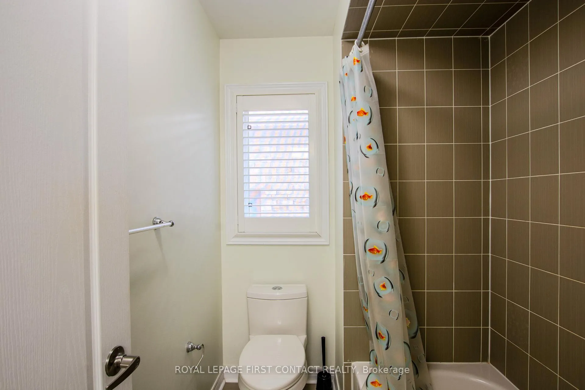 Photo 31 of 30 Forsyth Crescent, Barrie, West Bayfield — HOMEH