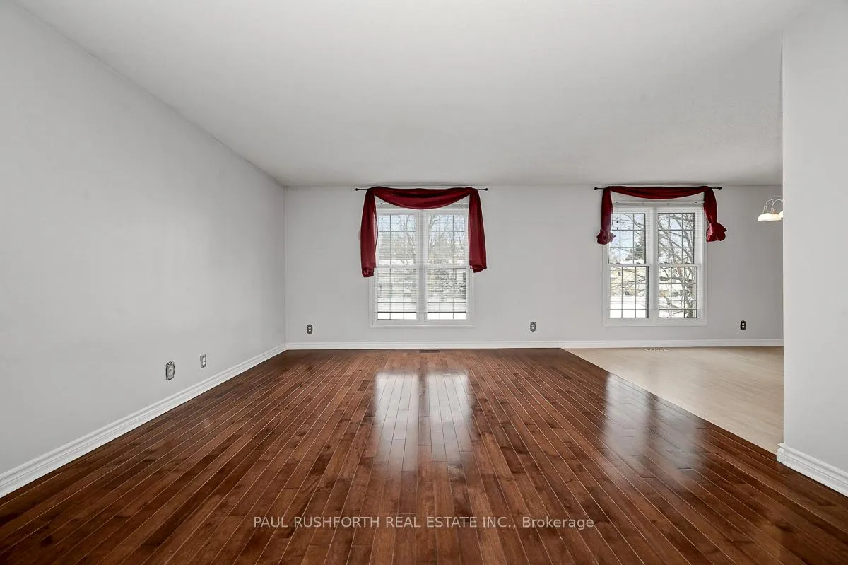 Photo 7 of 8 Mac Storey Street, Ottawa, Richmond — HOMEH