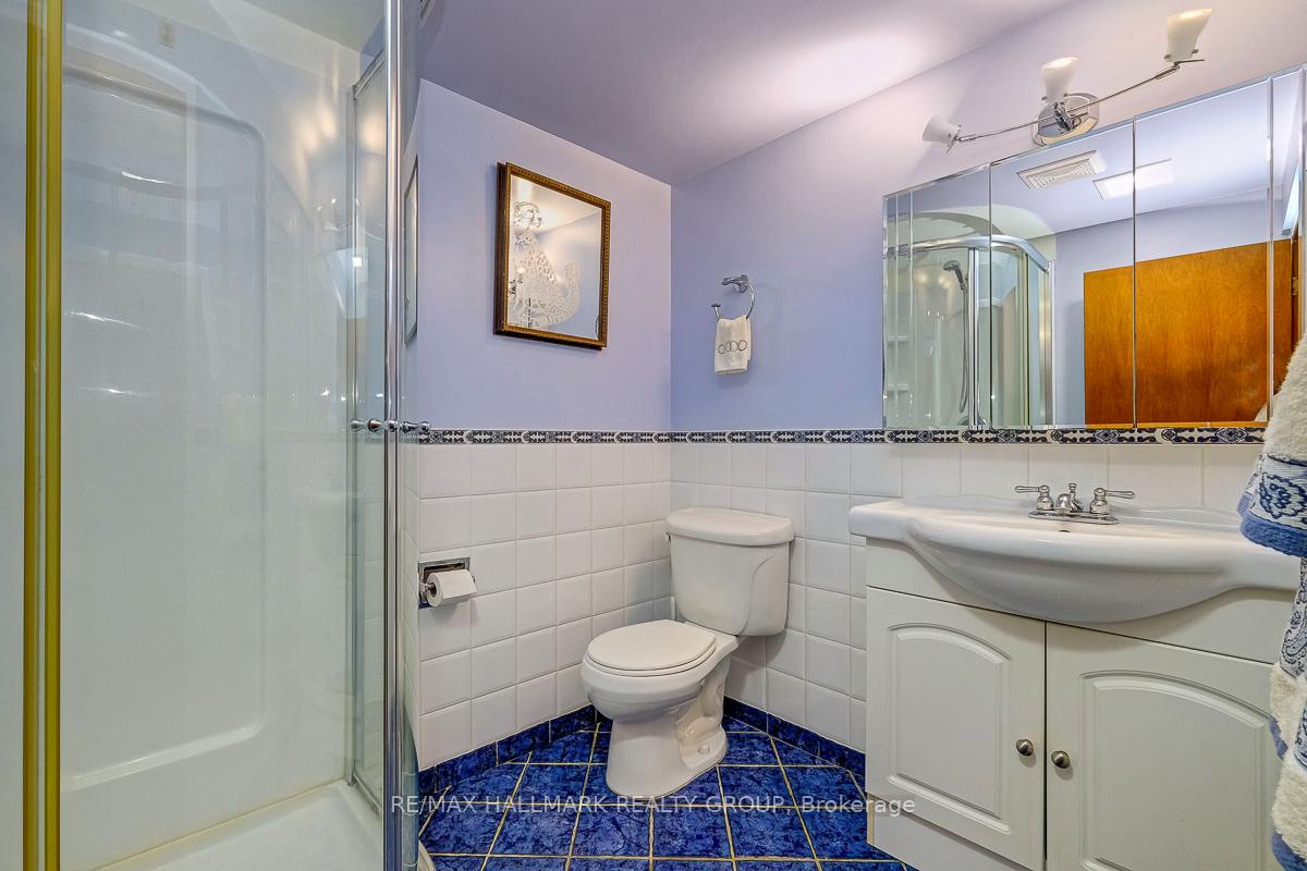 Photo 29 of 33 Glenmanor Drive, Ottawa, Meadowlands/Crestview — HOMEH