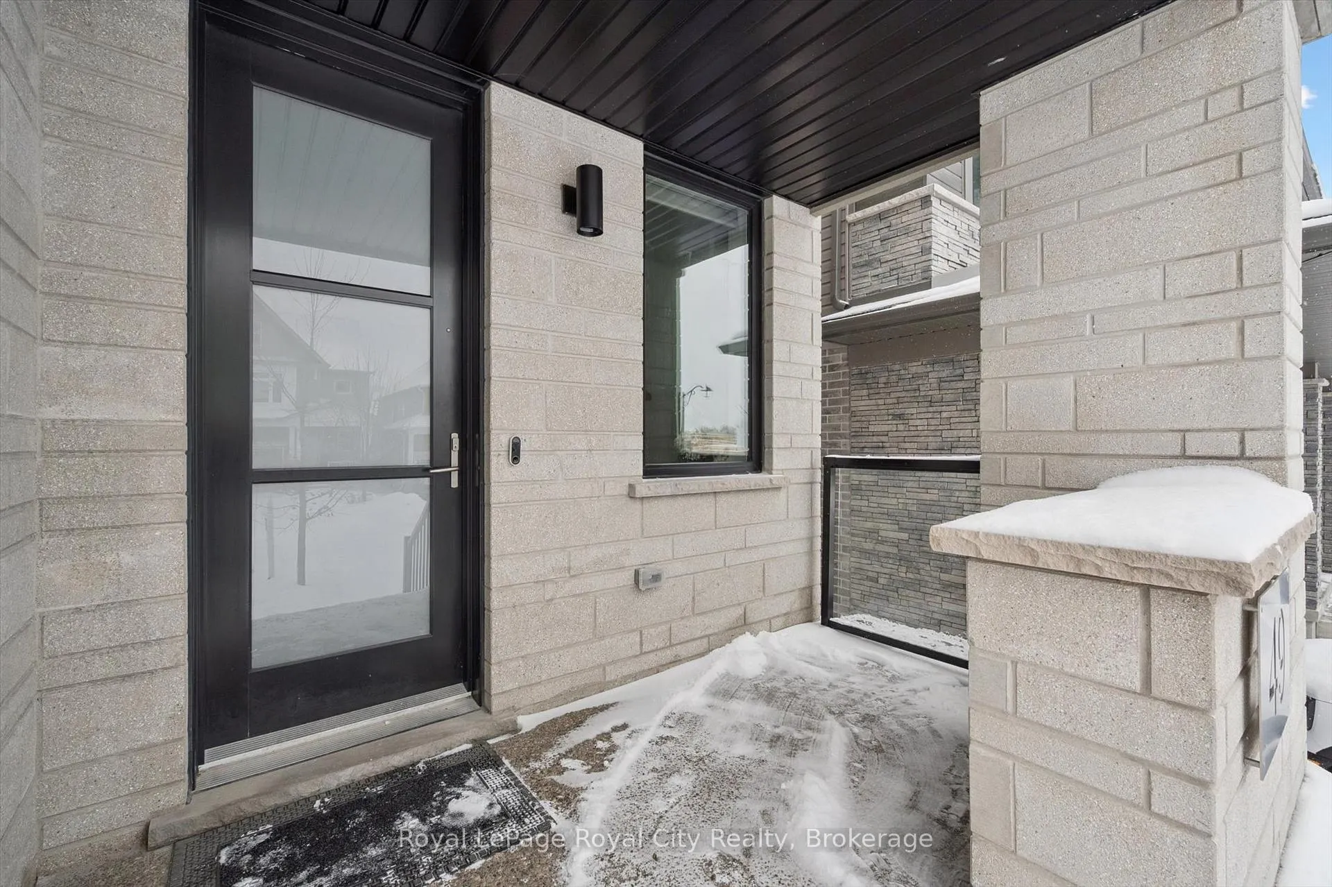 Photo 2 of 49 Ryder Avenue, Guelph, Kortright West — HOMEH