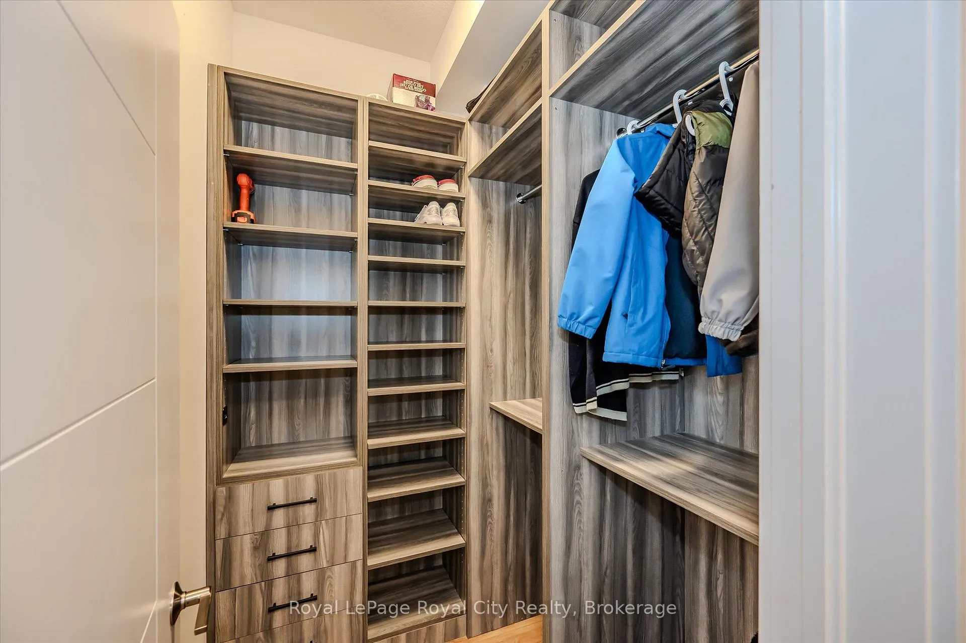 Photo 6 of 49 Ryder Avenue, Guelph, Kortright West — HOMEH