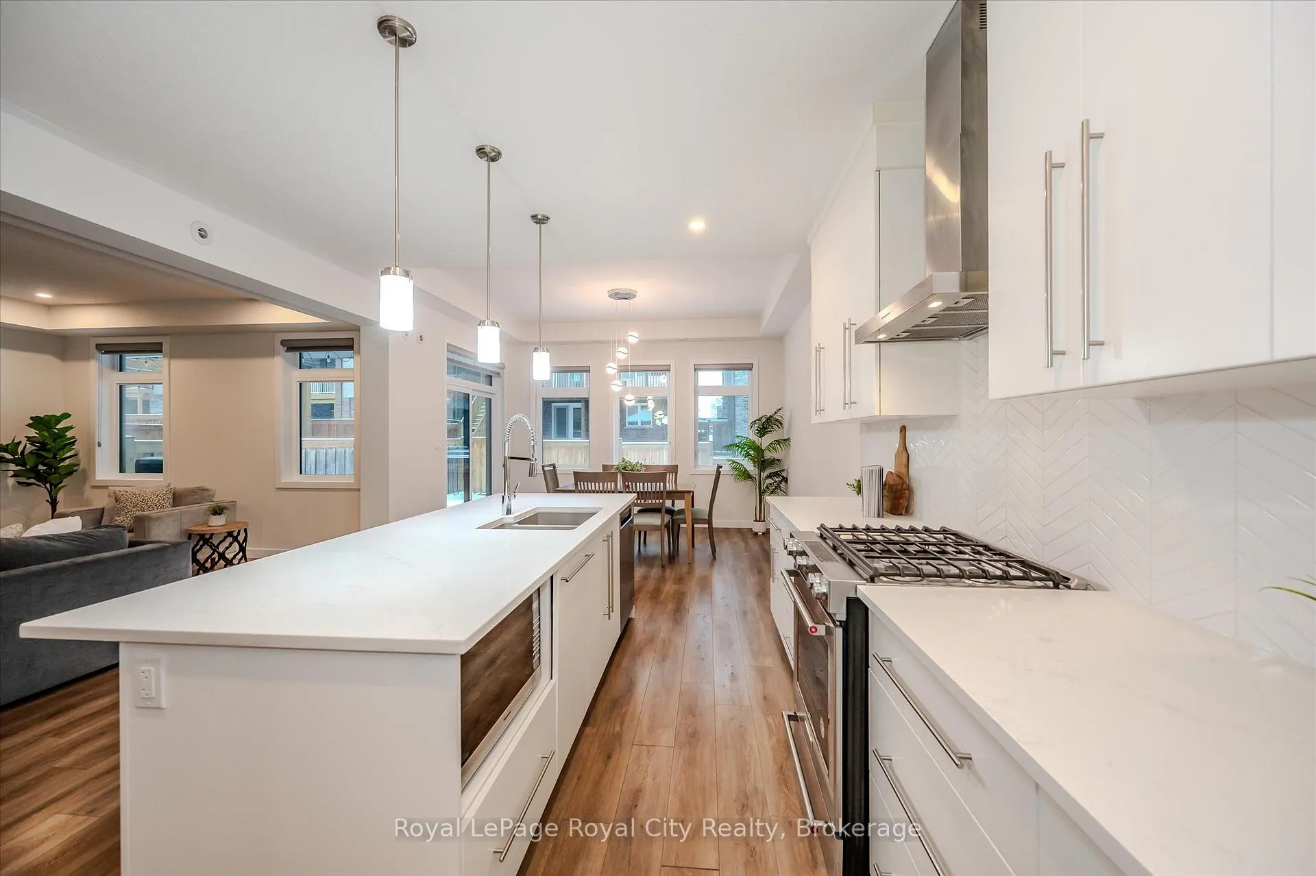 Photo 14 of 49 Ryder Avenue, Guelph, Kortright West — HOMEH