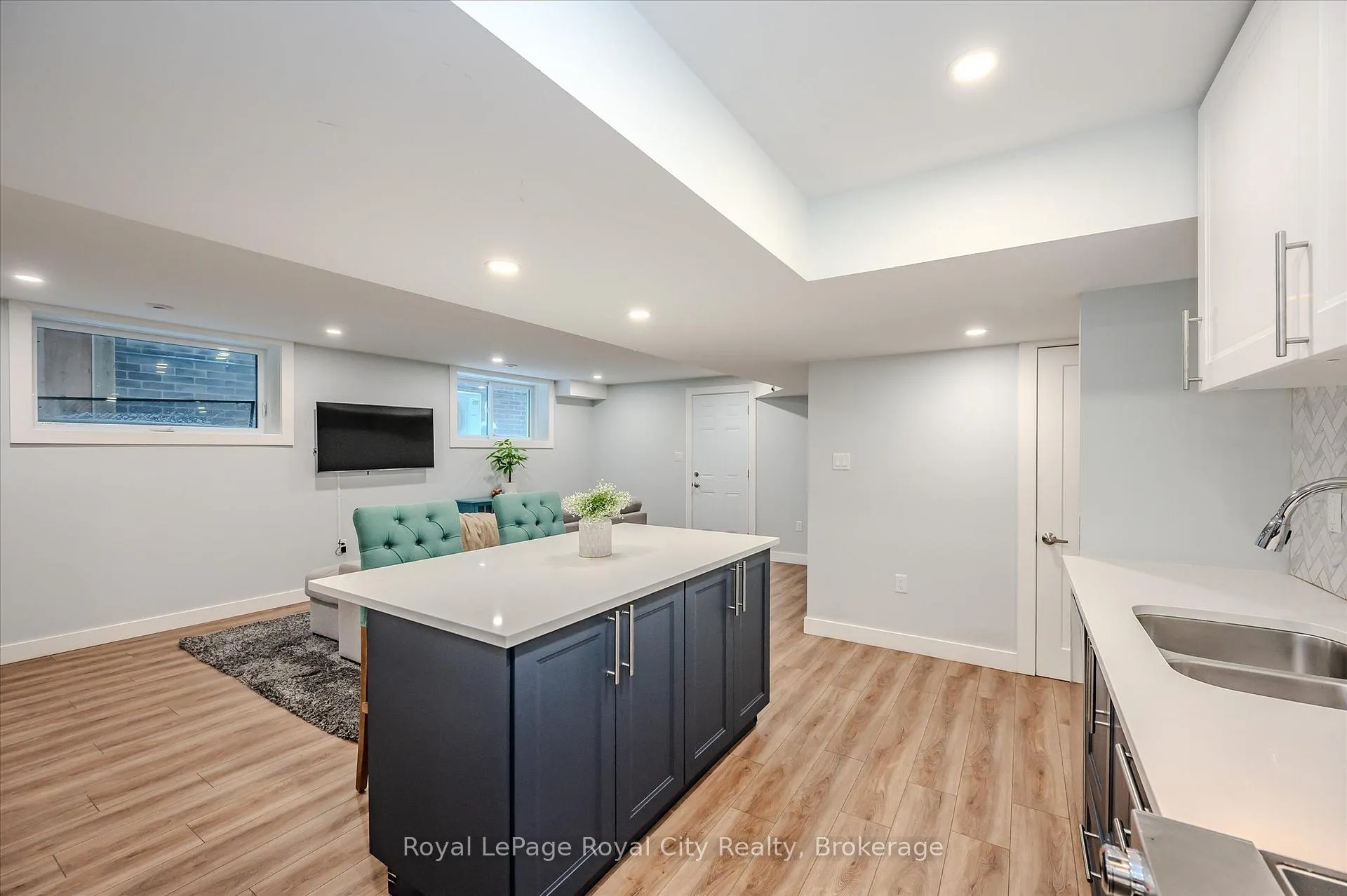 Photo 39 of 49 Ryder Avenue, Guelph, Kortright West — HOMEH