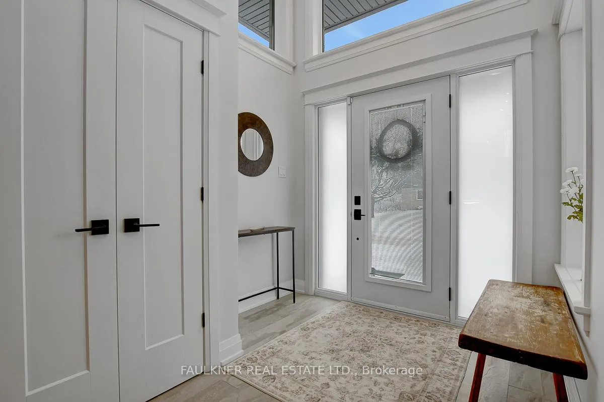 Photo 3 of 821 Hare Avenue, Ottawa, McKellar Heights/Glabar Park — HOMEH