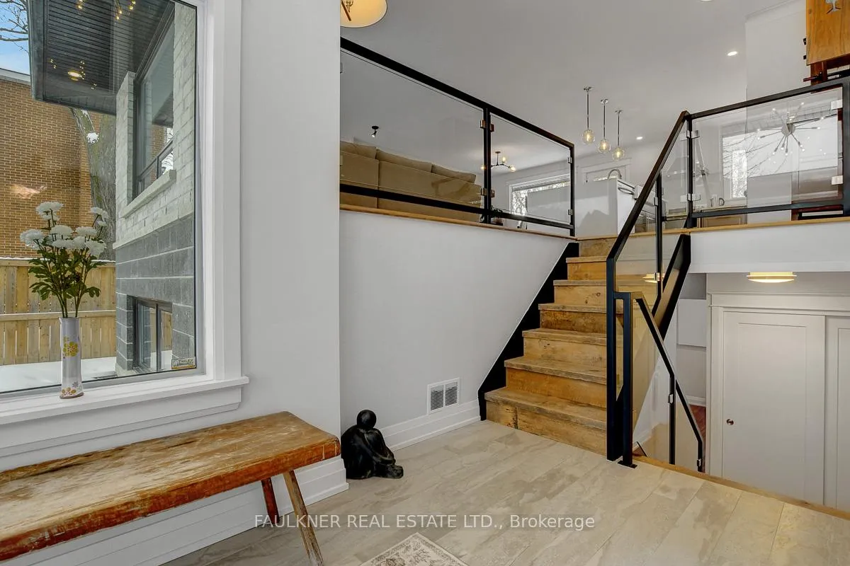Photo 4 of 821 Hare Avenue, Ottawa, McKellar Heights/Glabar Park — HOMEH
