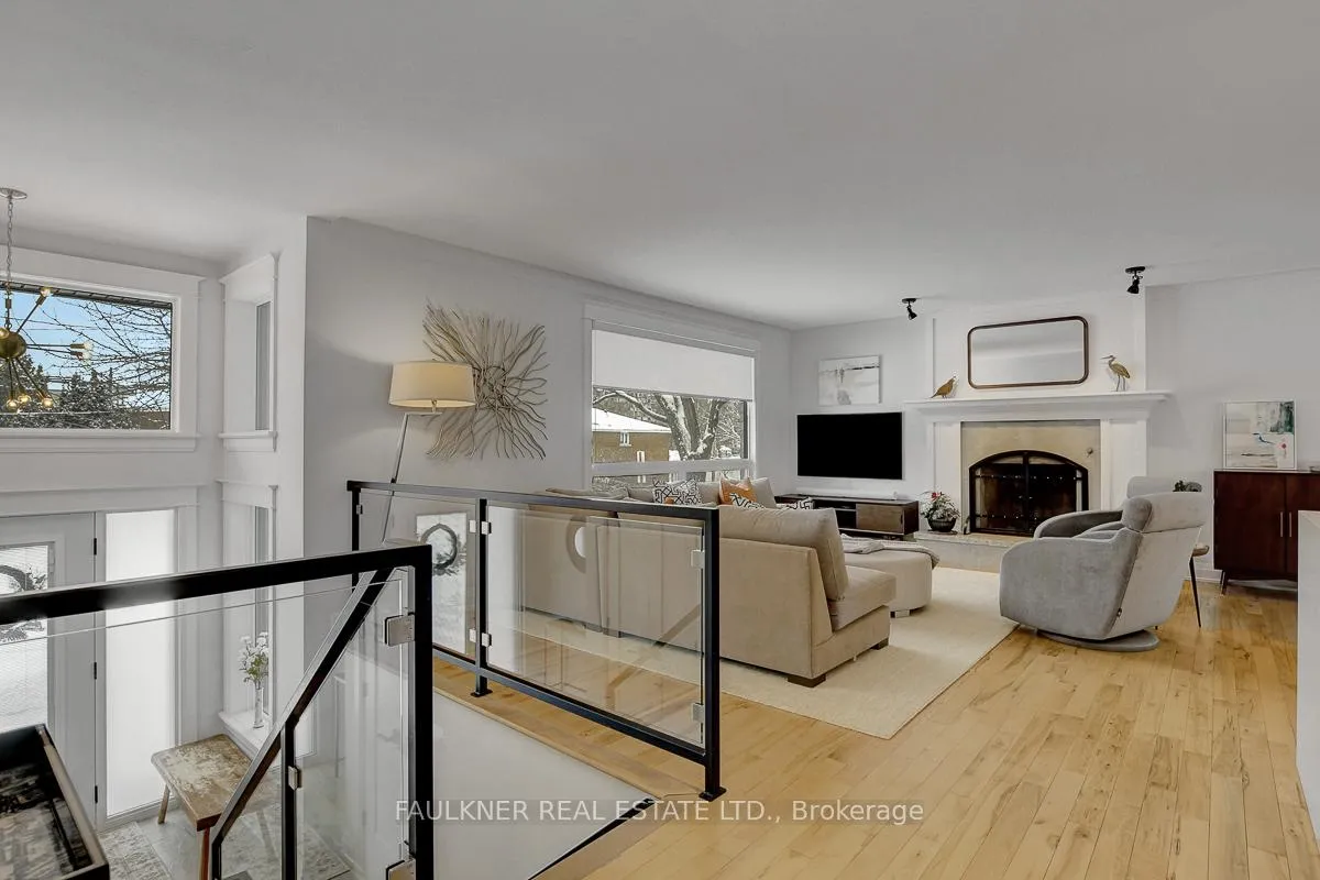 Photo 5 of 821 Hare Avenue, Ottawa, McKellar Heights/Glabar Park — HOMEH