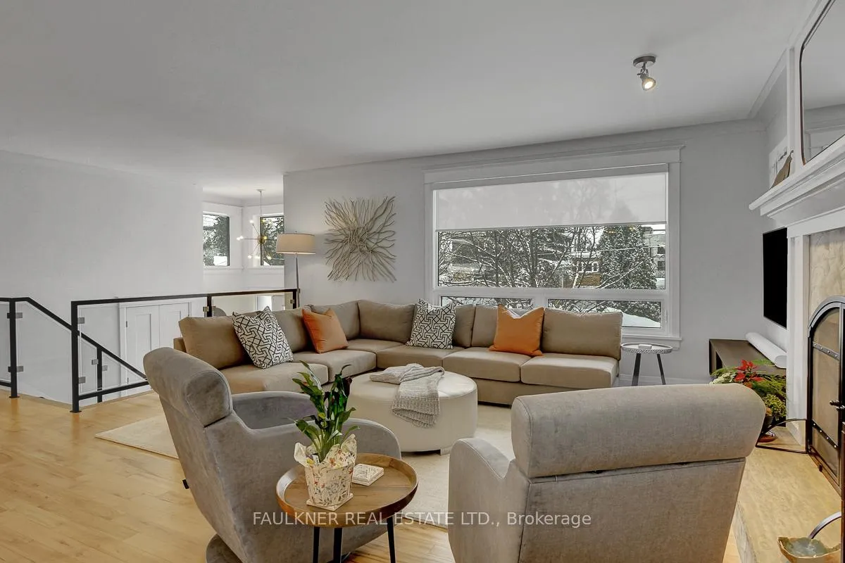 Photo 6 of 821 Hare Avenue, Ottawa, McKellar Heights/Glabar Park — HOMEH