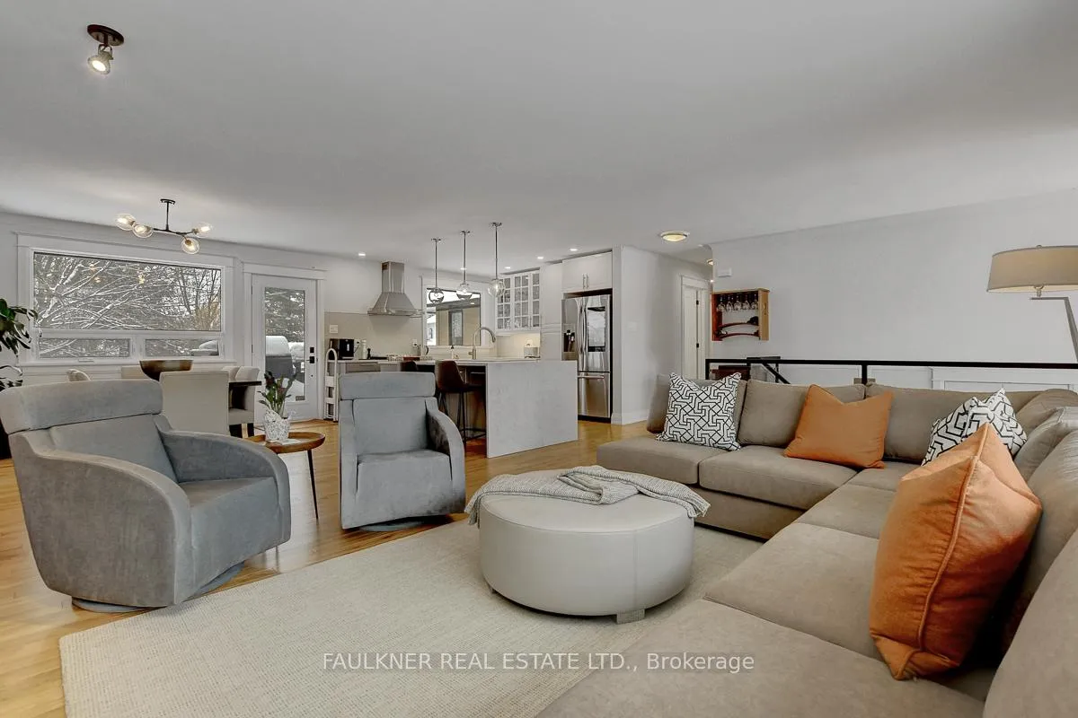 Photo 9 of 821 Hare Avenue, Ottawa, McKellar Heights/Glabar Park — HOMEH