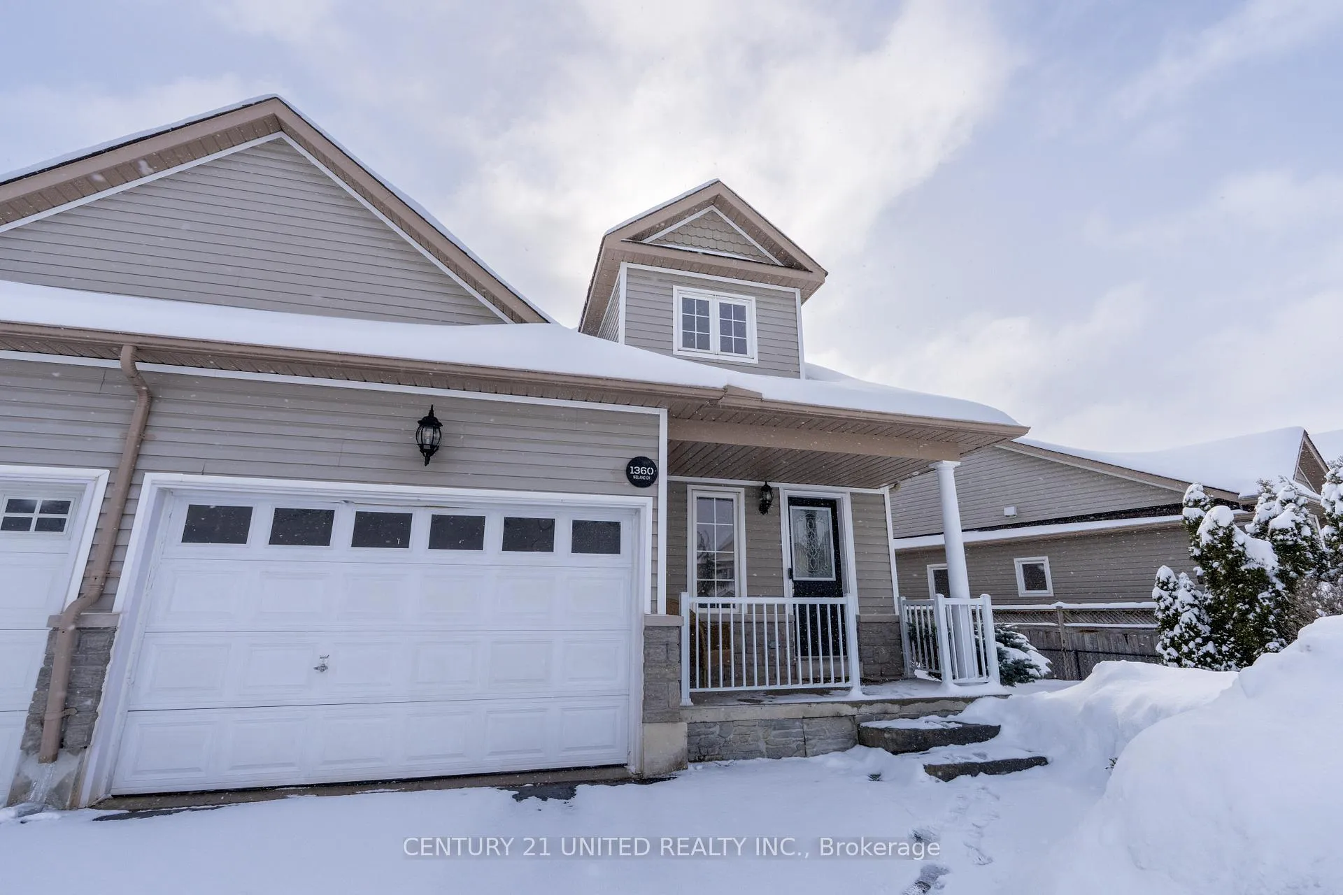 Photo 2 of 1360 Ireland Drive, Peterborough, Monaghan Ward 2 — HOMEH
