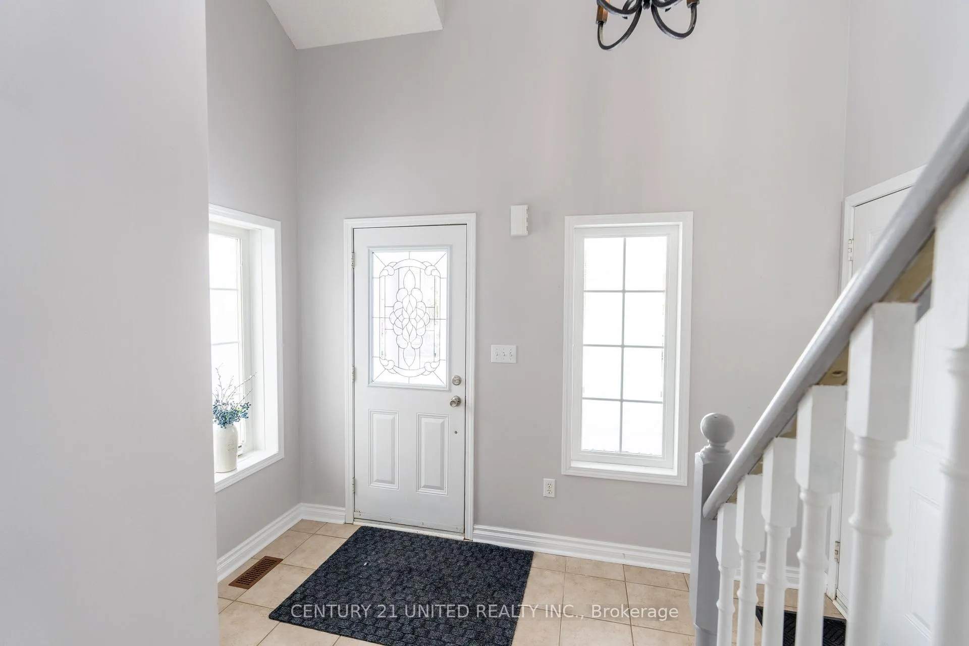 Photo 3 of 1360 Ireland Drive, Peterborough, Monaghan Ward 2 — HOMEH