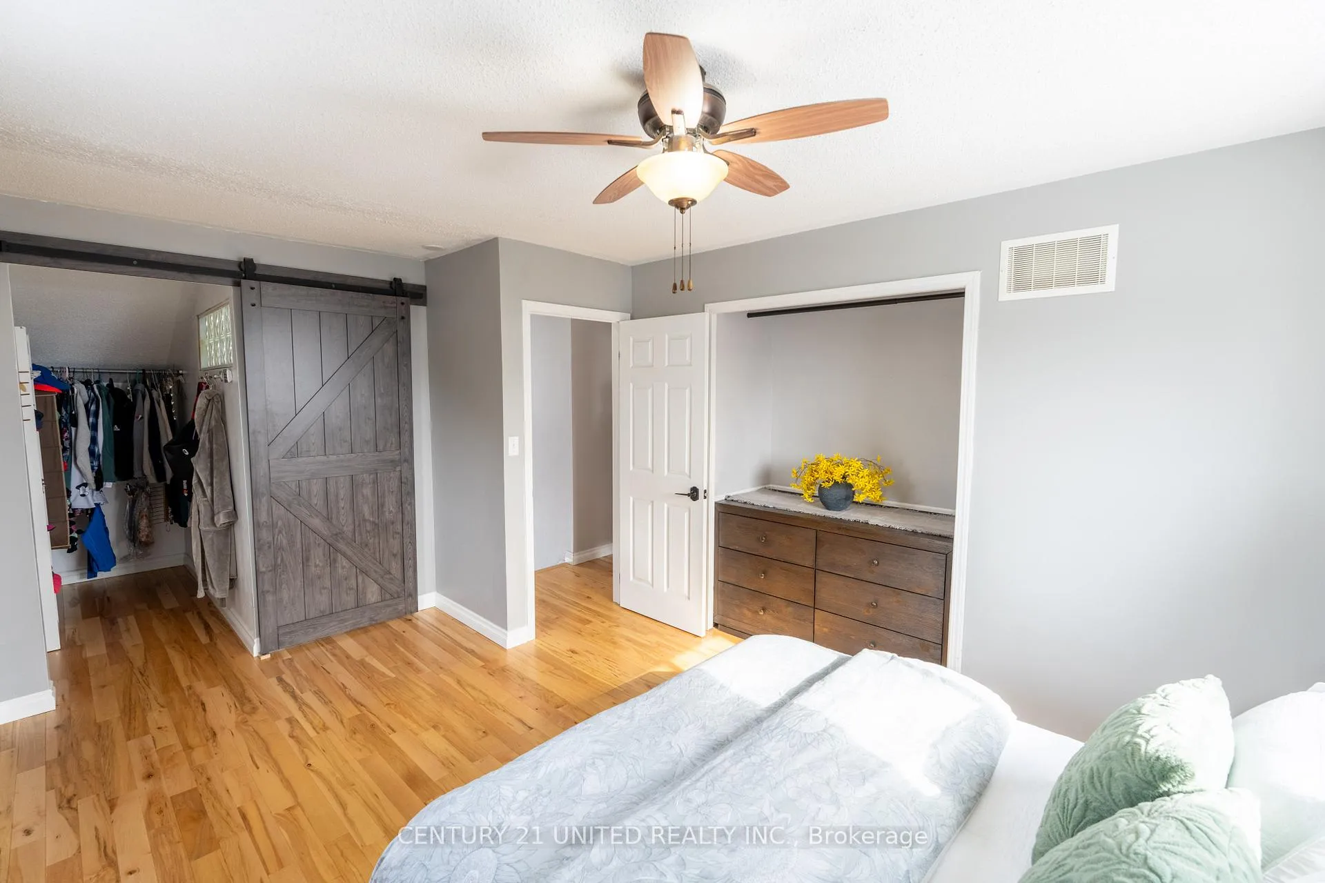 Photo 15 of 1360 Ireland Drive, Peterborough, Monaghan Ward 2 — HOMEH