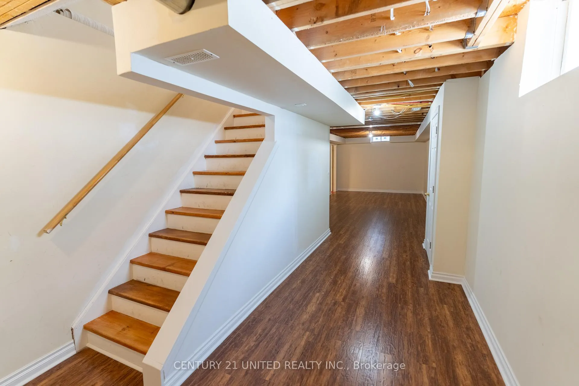 Photo 19 of 1360 Ireland Drive, Peterborough, Monaghan Ward 2 — HOMEH