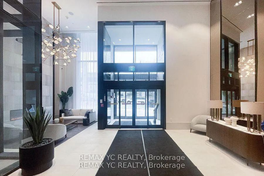 Photo 3 of Unit 706, 2020 Bathurst Street, Toronto, Humewood-Cedarvale — HOMEH