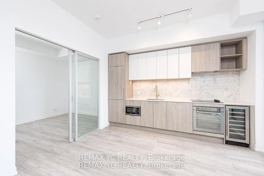 Photo 11 of Unit 706, 2020 Bathurst Street, Toronto, Humewood-Cedarvale — HOMEH