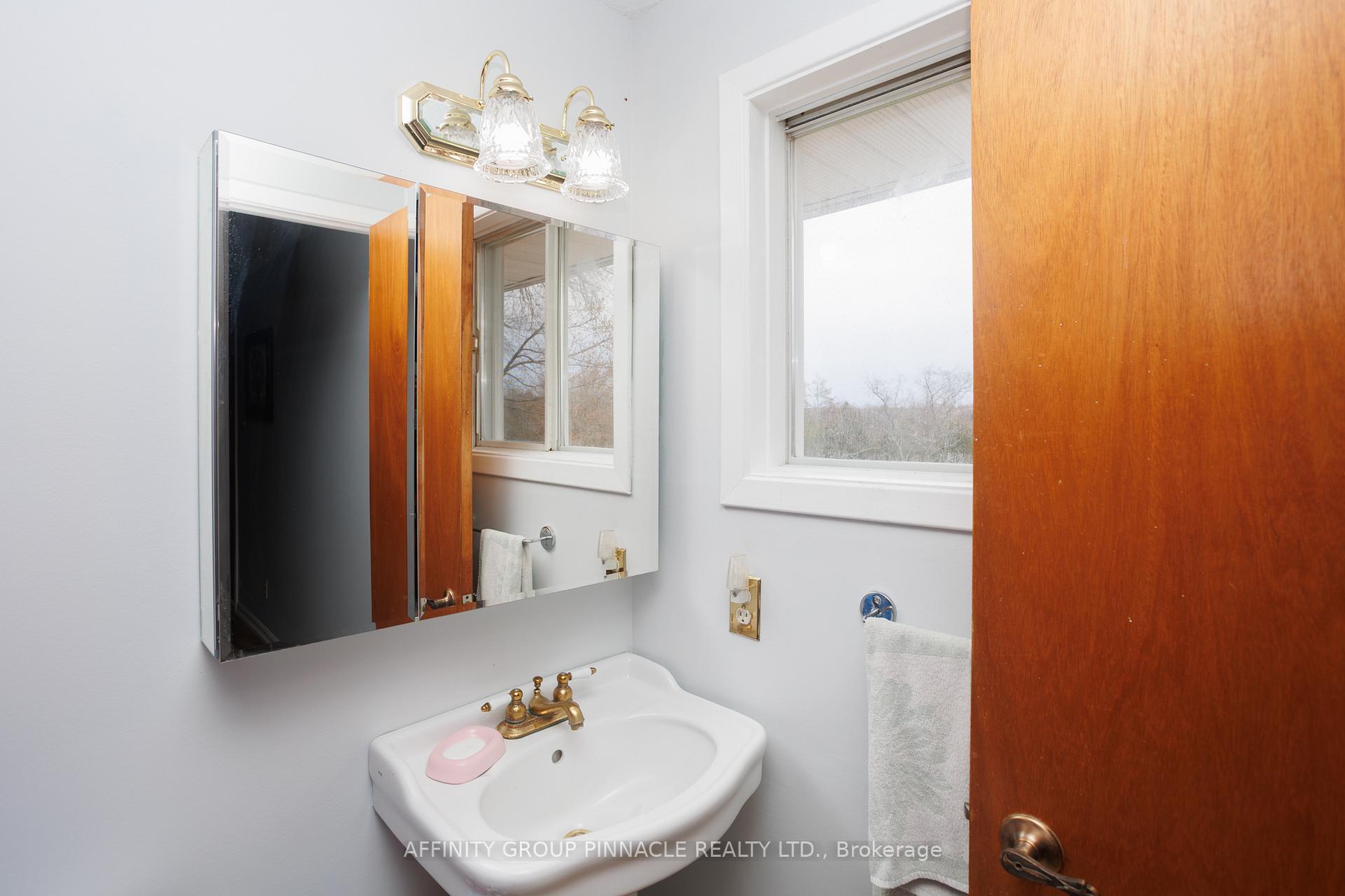 Photo 35 of 106914 Hwy 7, Madoc — HOMEH
