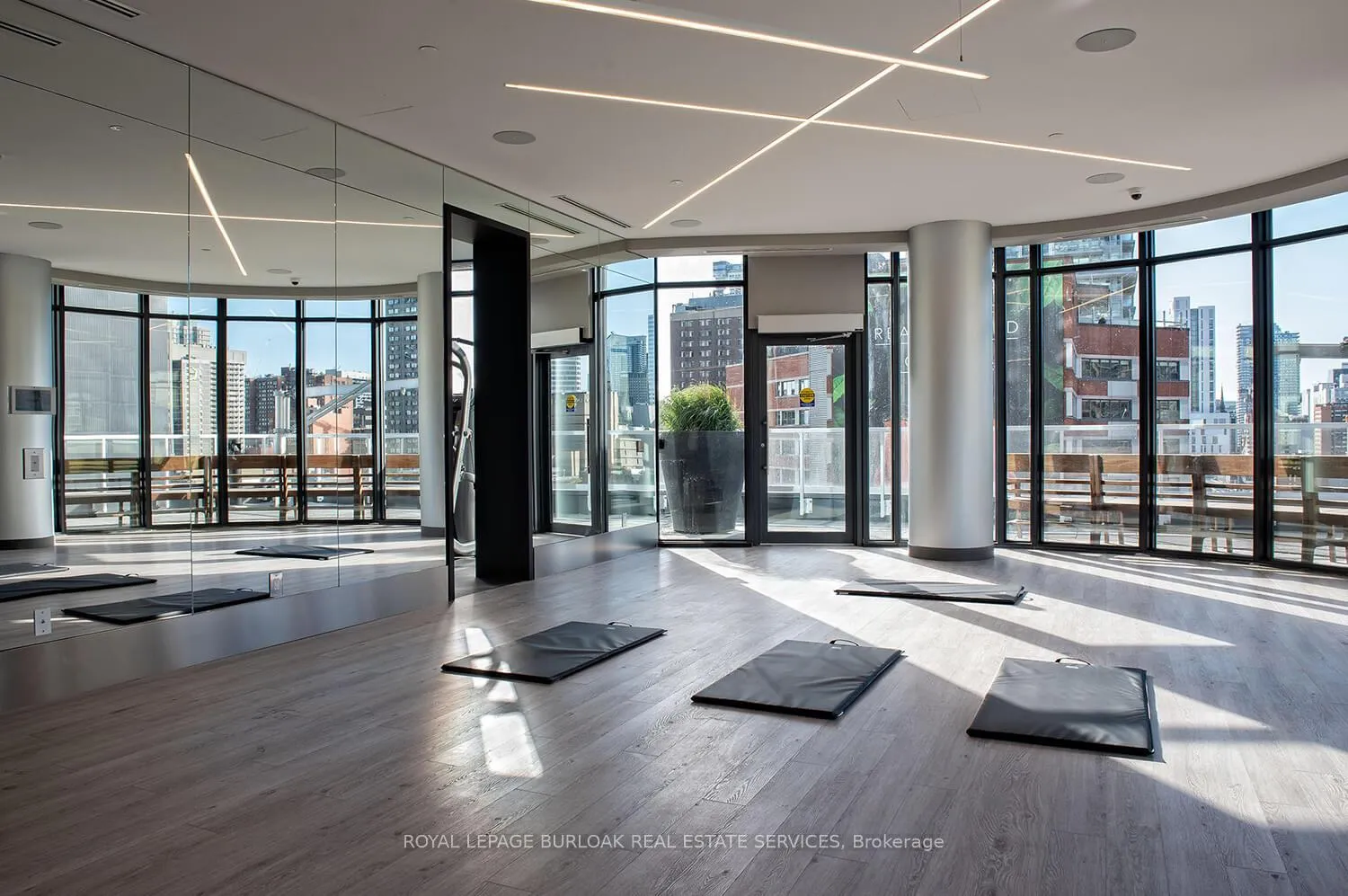 Photo 32 of Unit 313, 403 Church Street, Toronto, Church-Yonge Corridor — HOMEH