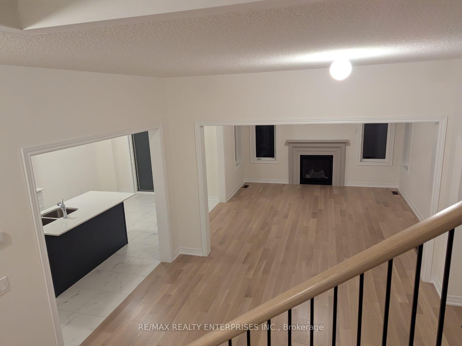 Photo 11 of 1279 Davis Loop, Innisfil, Lefroy — HOMEH