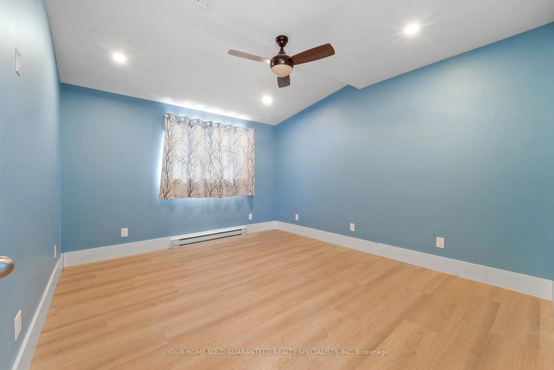 Photo 11 of 4396 Penetanguishene Road, Springwater, Hillsdale — HOMEH