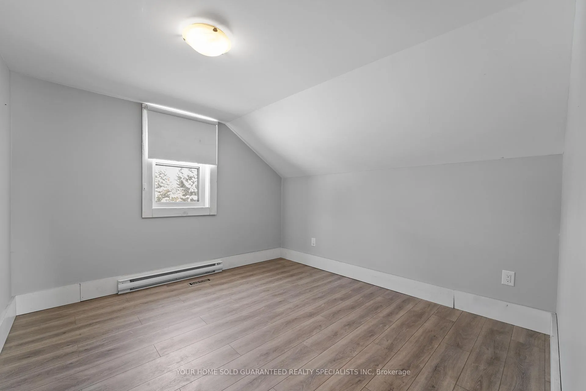 Photo 18 of 4396 Penetanguishene Road, Springwater, Hillsdale — HOMEH