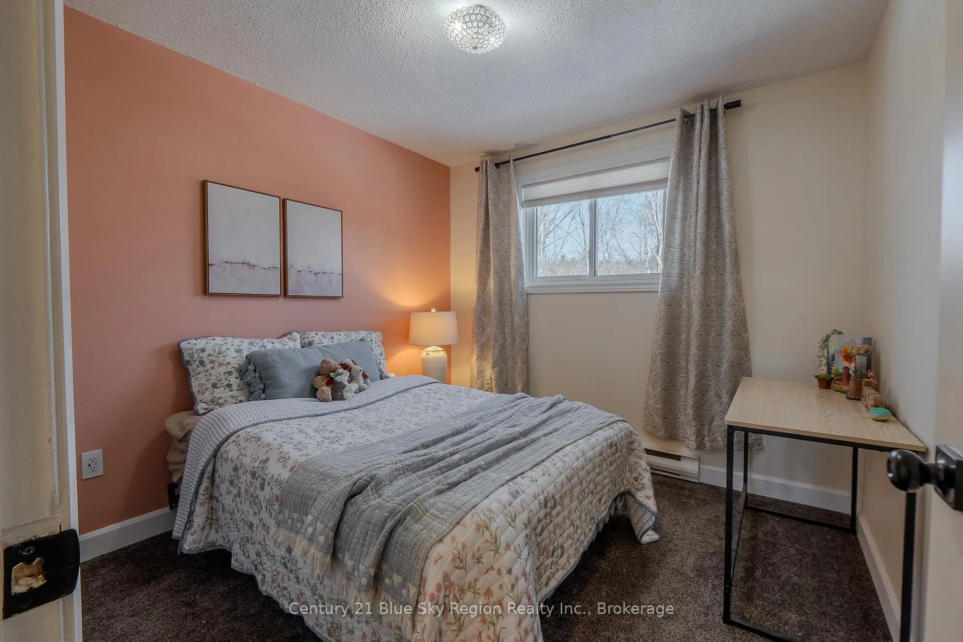 Photo 17 of 90 Shallot Crescent, North Bay, Birchaven — HOMEH