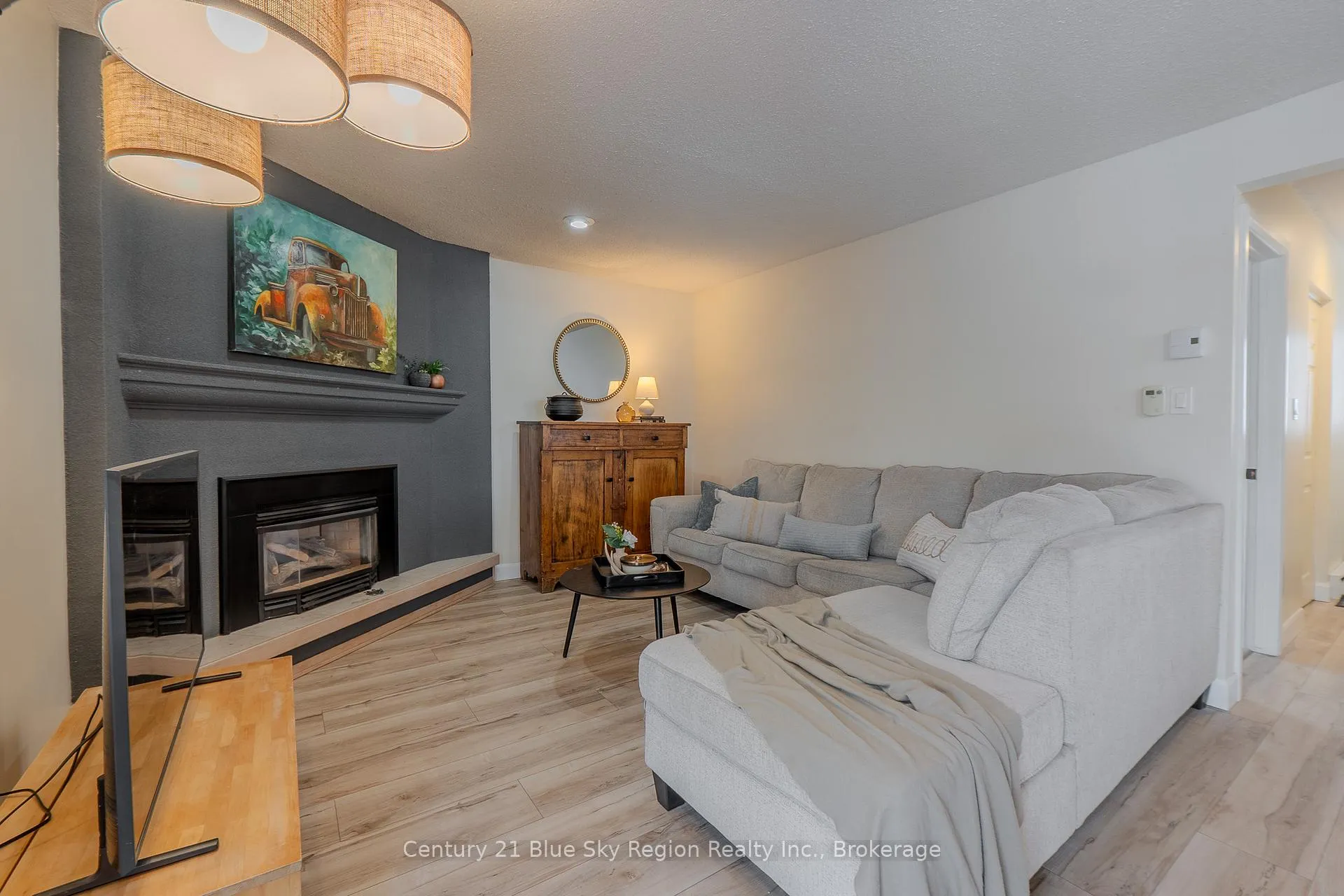 Photo 25 of 90 Shallot Crescent, North Bay, Birchaven — HOMEH