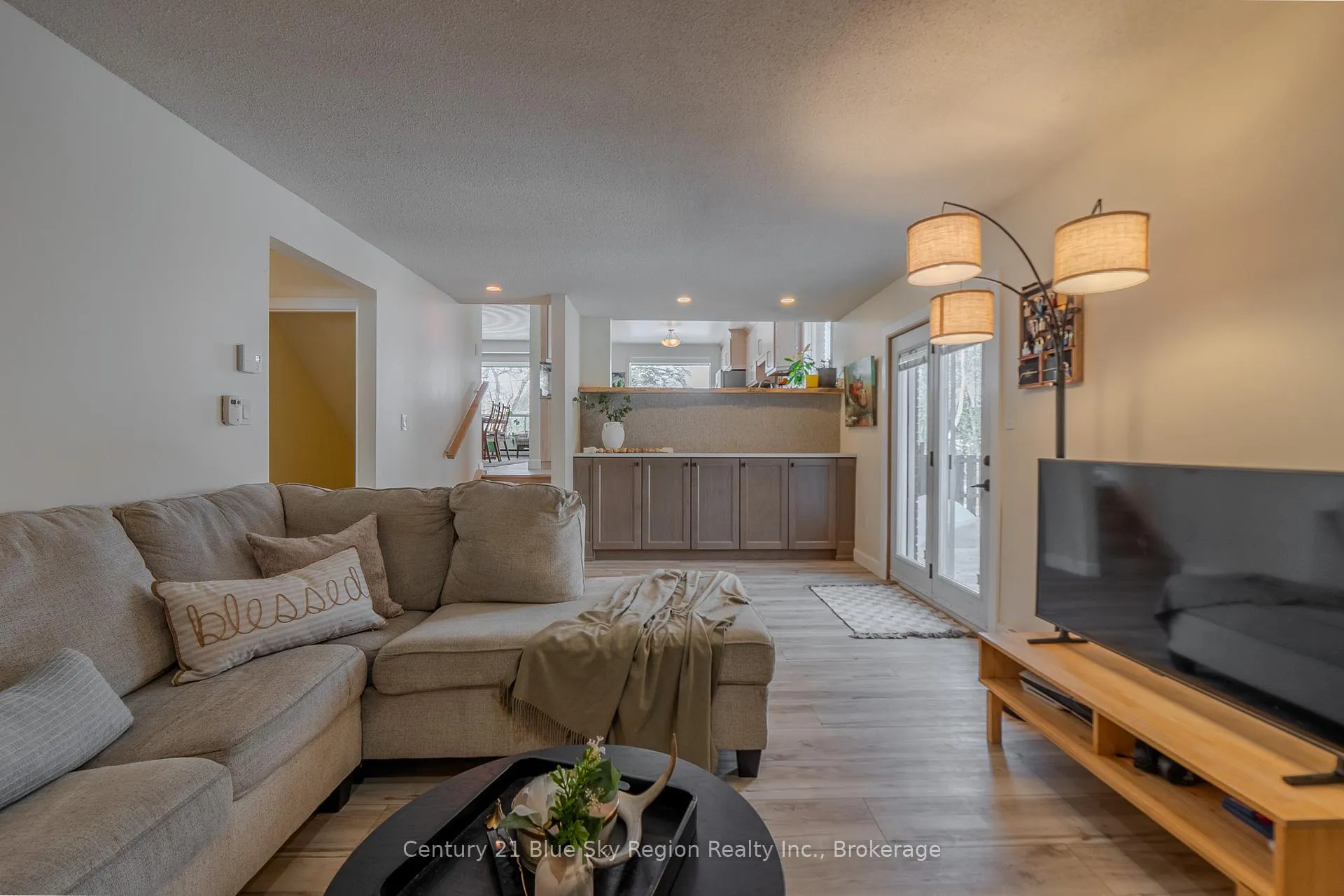 Photo 27 of 90 Shallot Crescent, North Bay, Birchaven — HOMEH