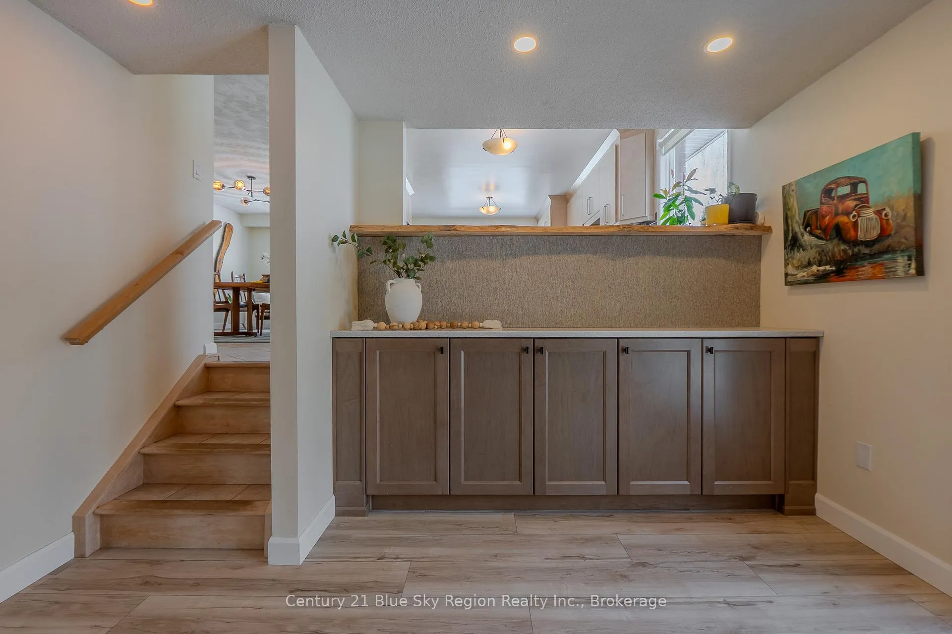 Photo 29 of 90 Shallot Crescent, North Bay, Birchaven — HOMEH
