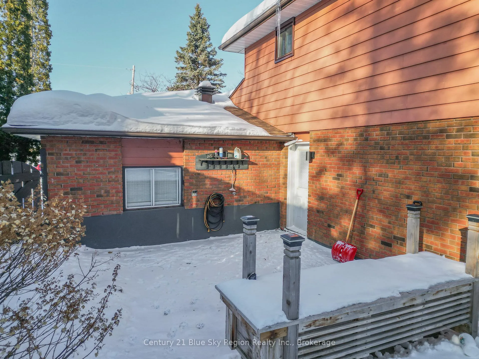 Photo 44 of 90 Shallot Crescent, North Bay, Birchaven — HOMEH