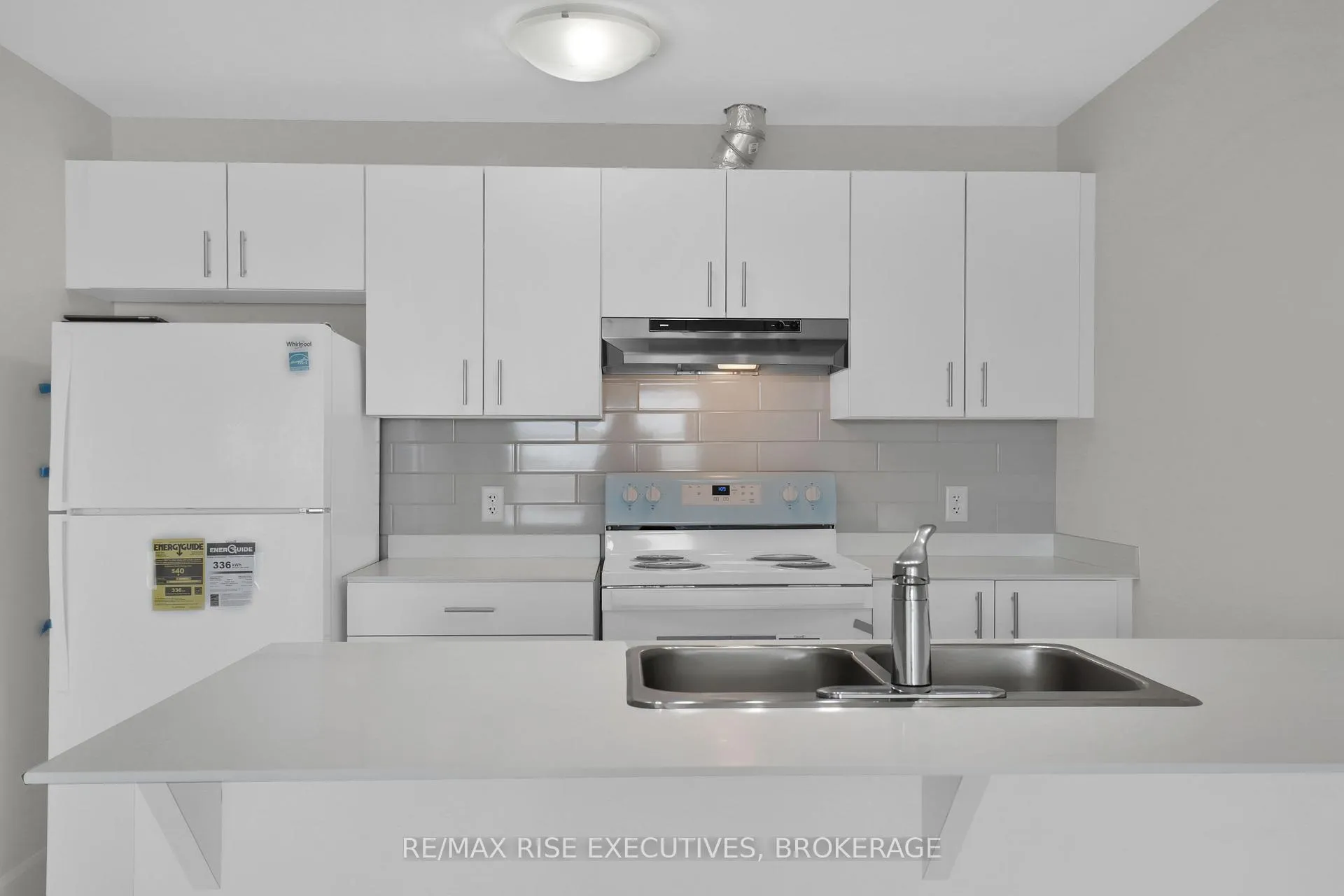 Photo 10 of Unit 305, 1080 Terra Verde Way, Kingston, City Northwest — HOMEH