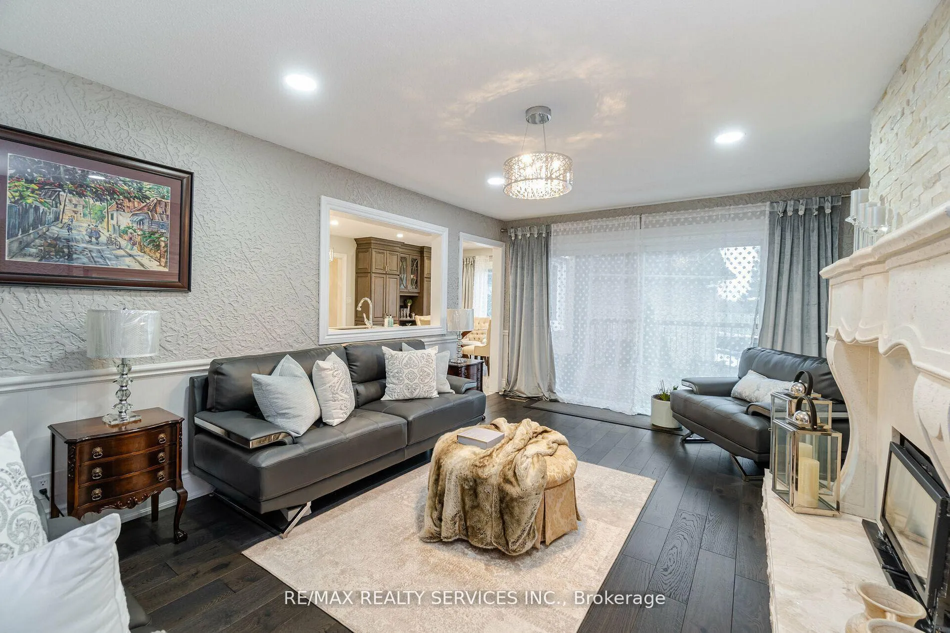 Photo 14 of 15 Pine Ridge Lane, Brampton, Brampton East — HOMEH